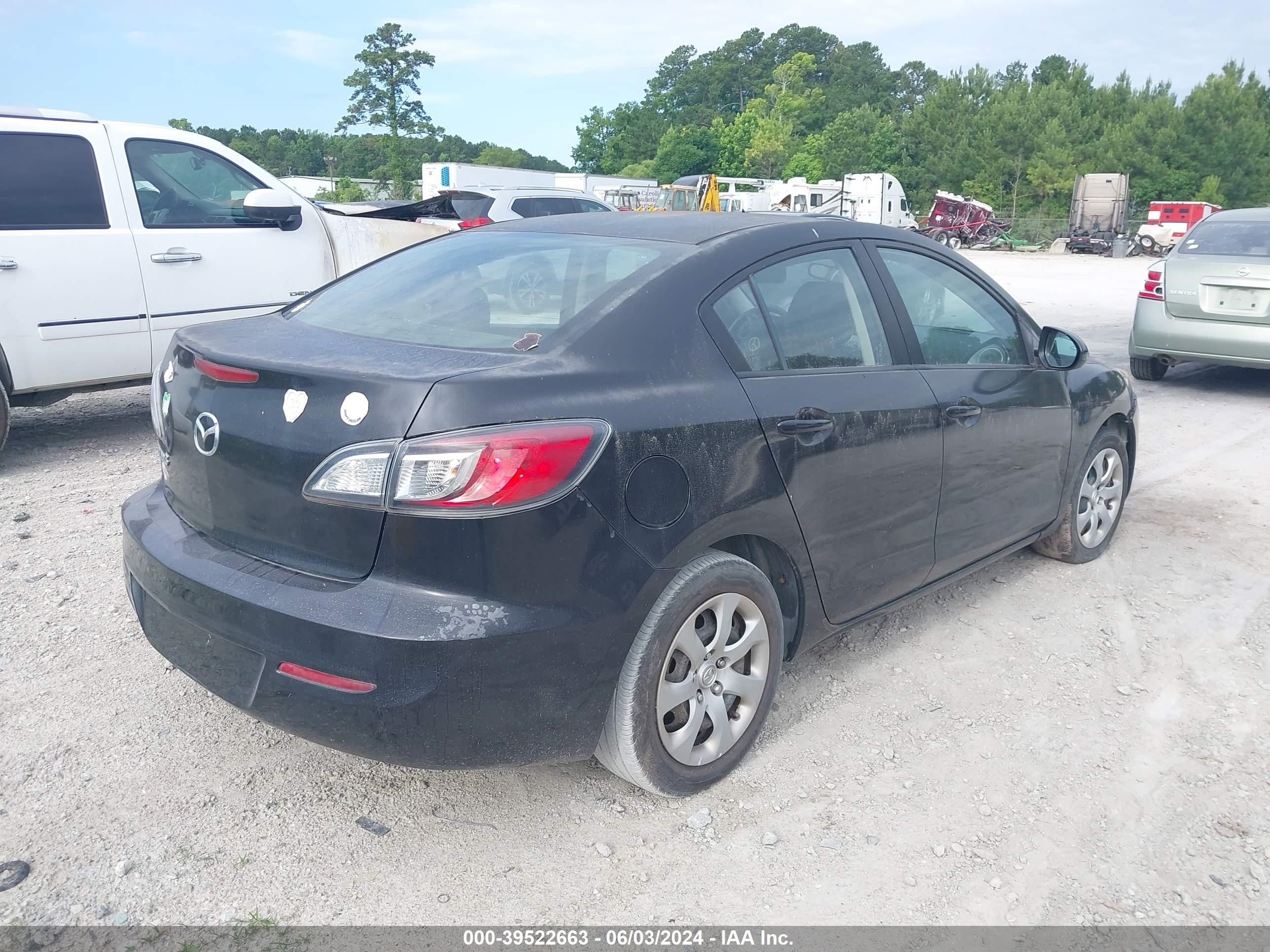 2012 Mazda Mazda3 I Sport vin: JM1BL1UF6C1578669