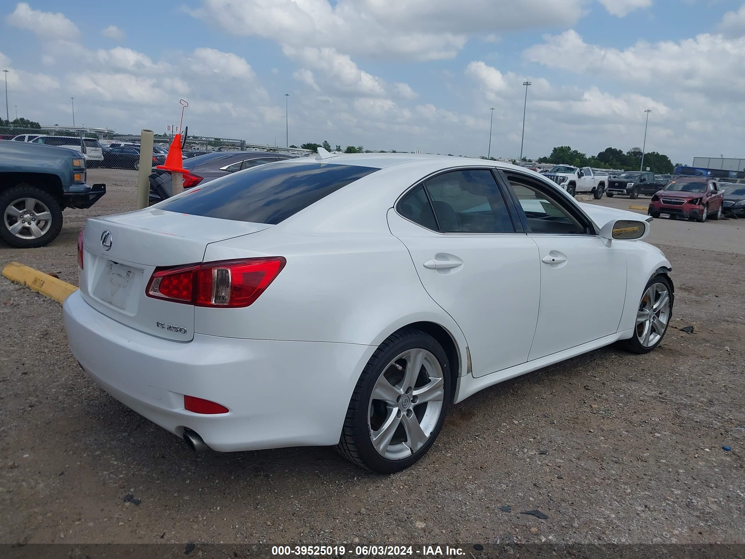 2012 Lexus Is 250 vin: JTHBF5C24C2102376