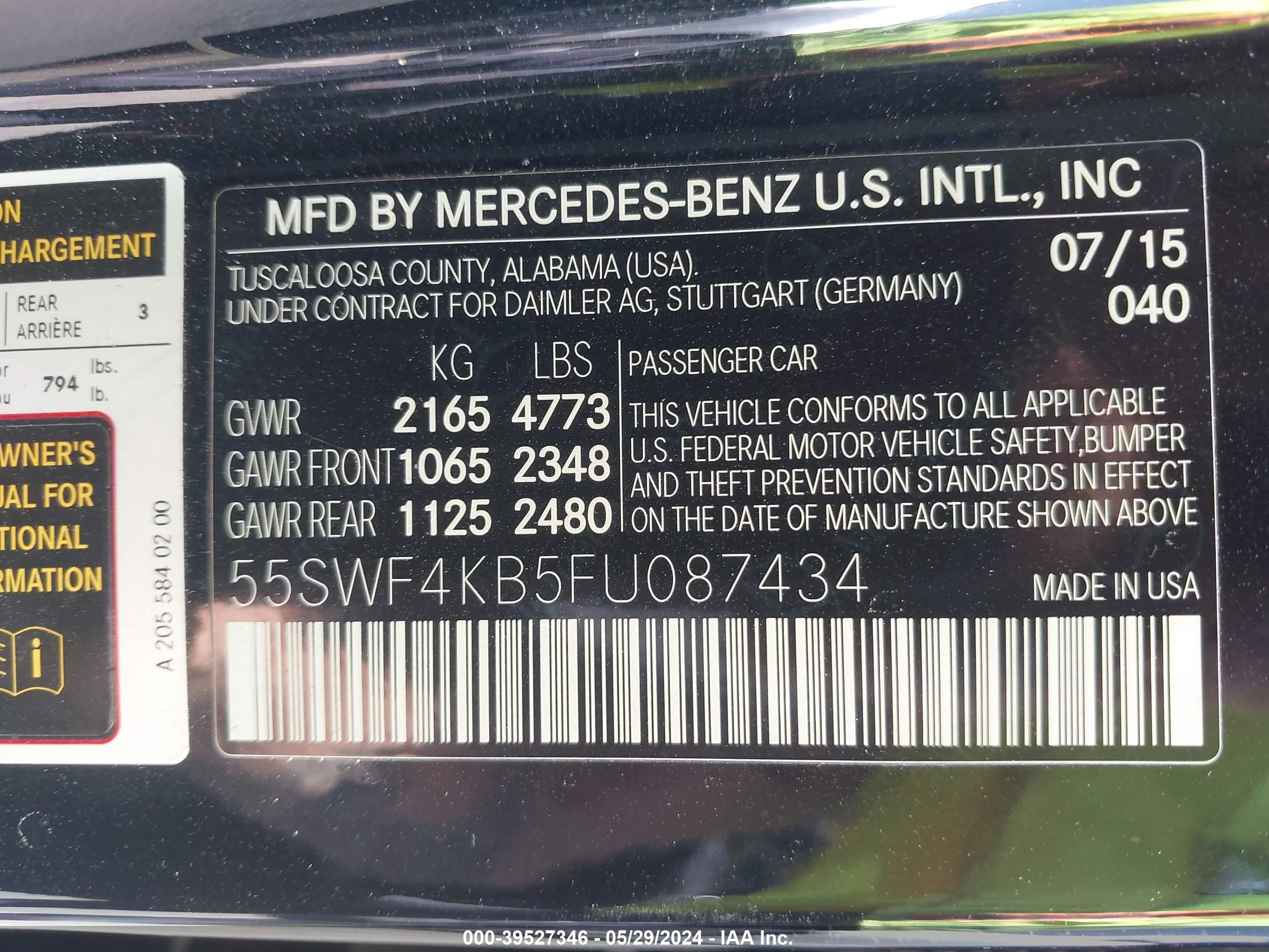 2015 Mercedes-Benz C 300 vin: 55SWF4KB5FU087434