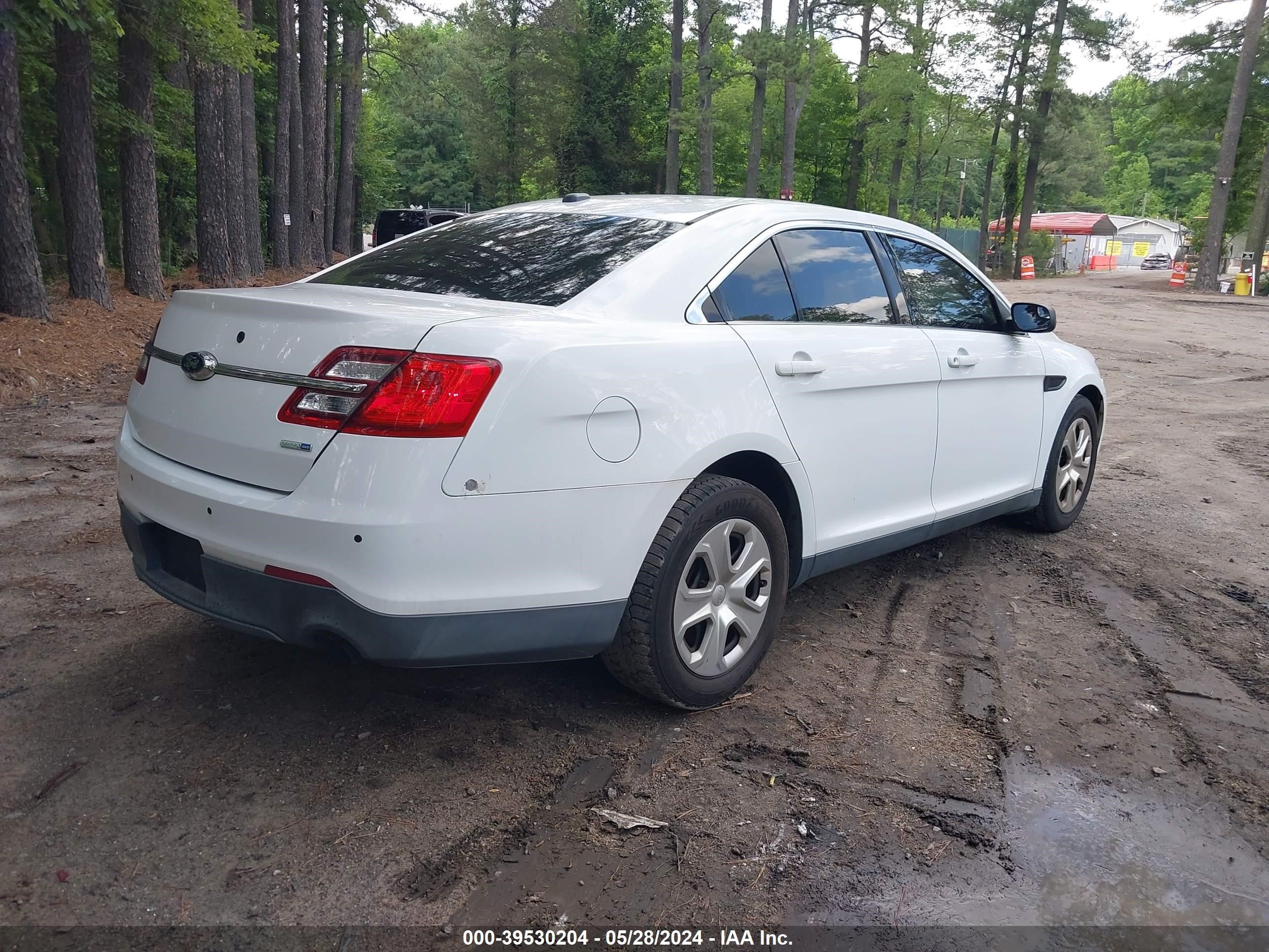 2014 Ford Police Interceptor vin: 1FAHP2MK4EG148694