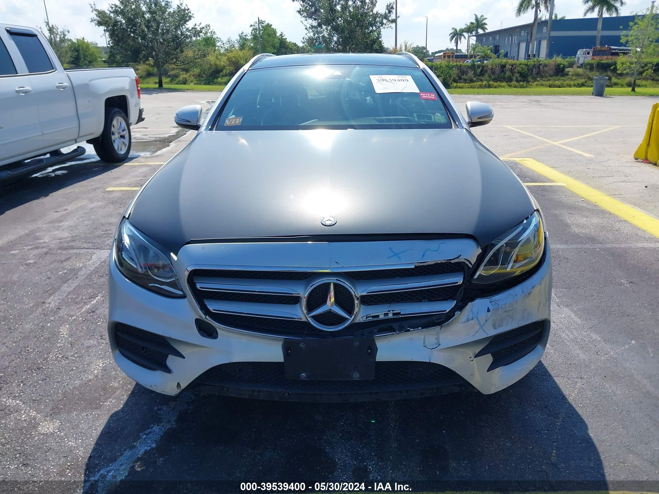 2017 Mercedes-Benz E 400 4Matic vin: WDDZH6GB6HA152113