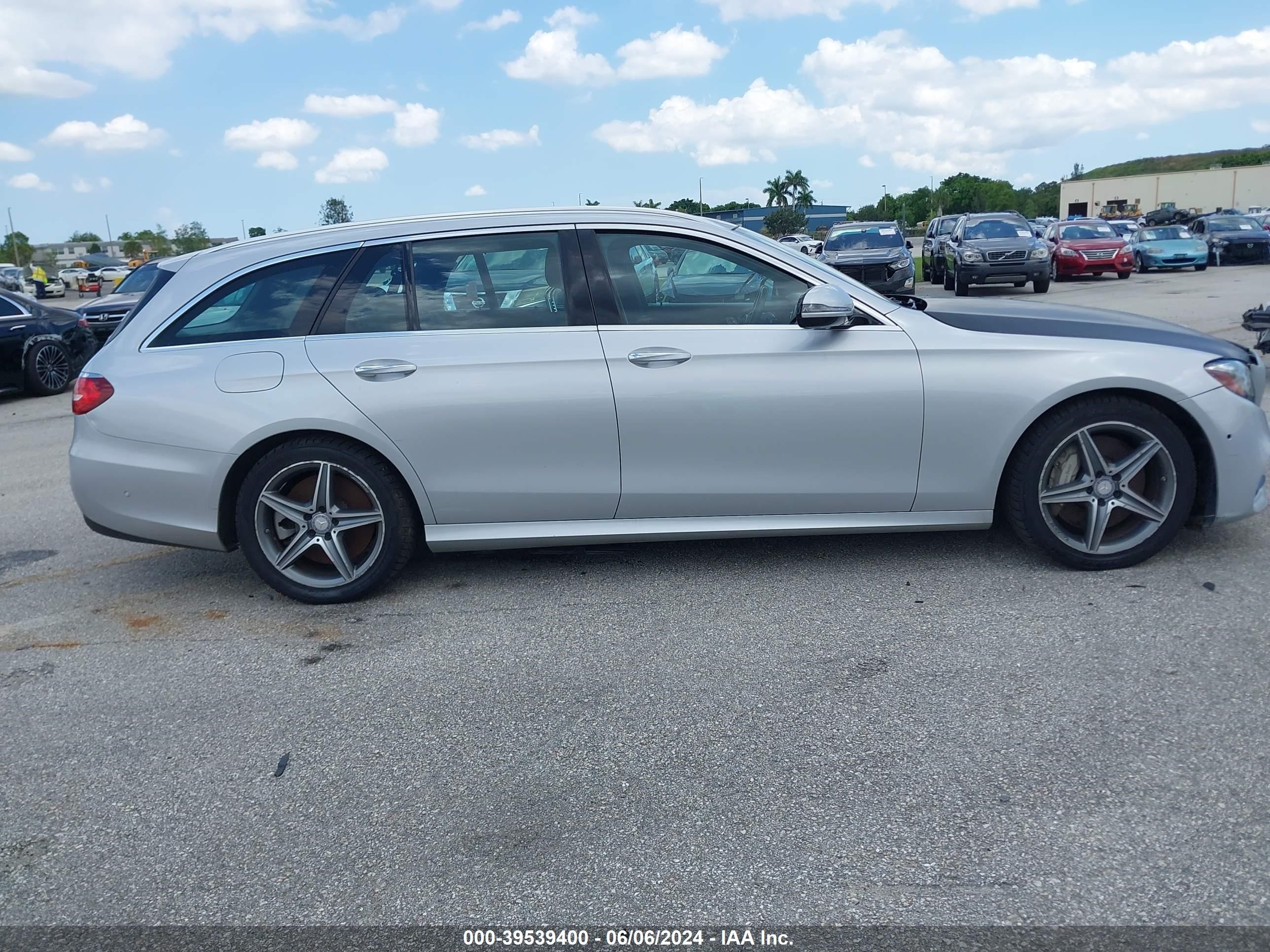 2017 Mercedes-Benz E 400 4Matic vin: WDDZH6GB6HA152113