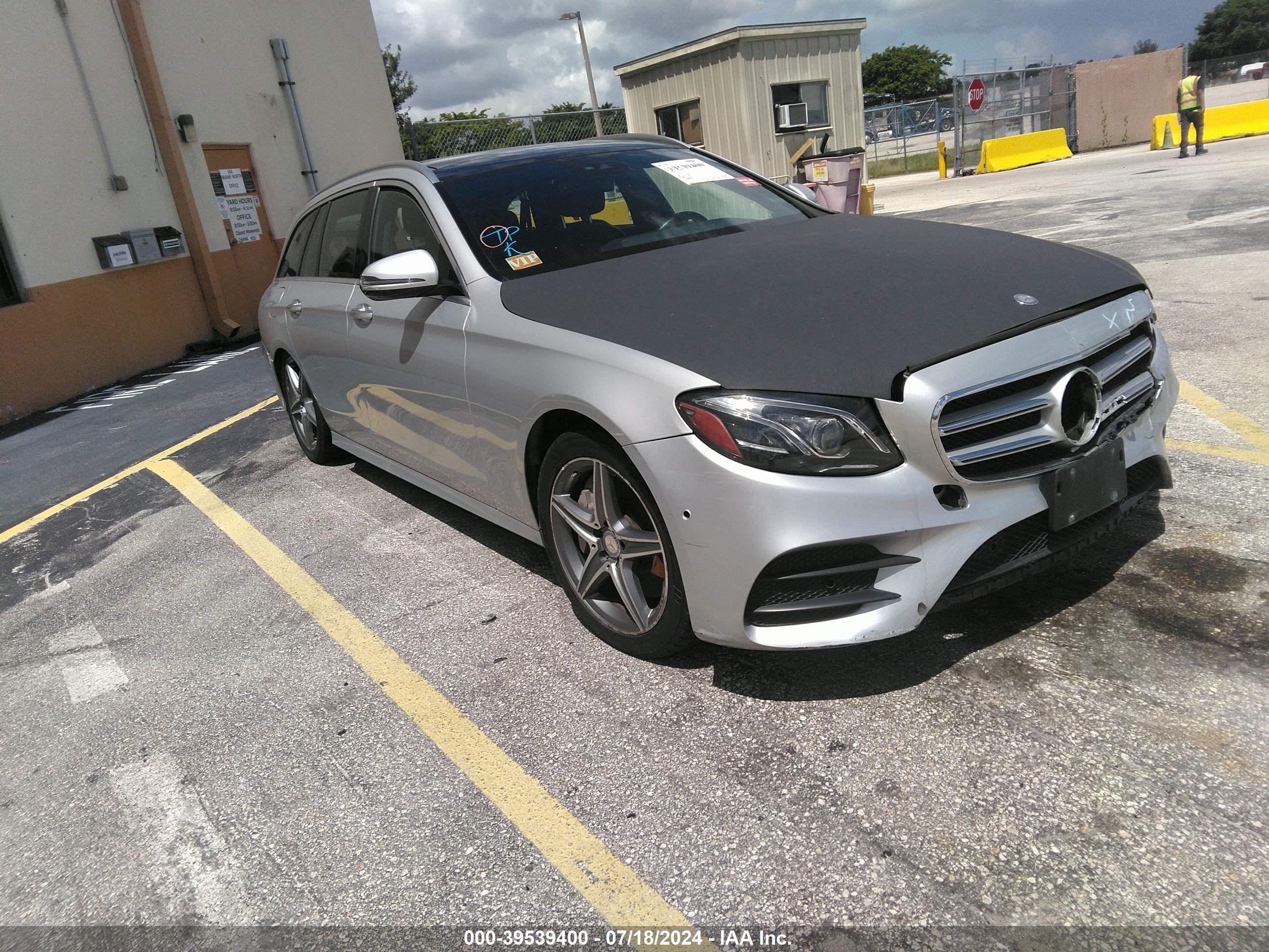 2017 Mercedes-Benz E 400 4Matic vin: WDDZH6GB6HA152113