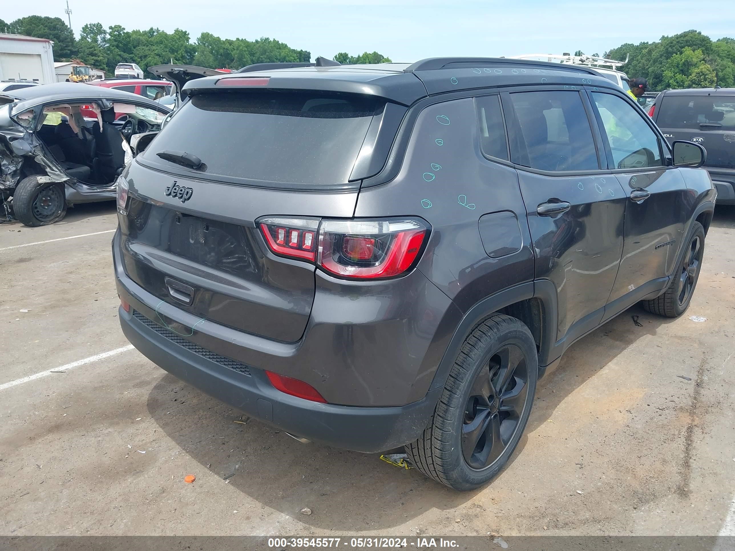 2021 Jeep Compass Altitude Fwd vin: 3C4NJCBB8MT587155