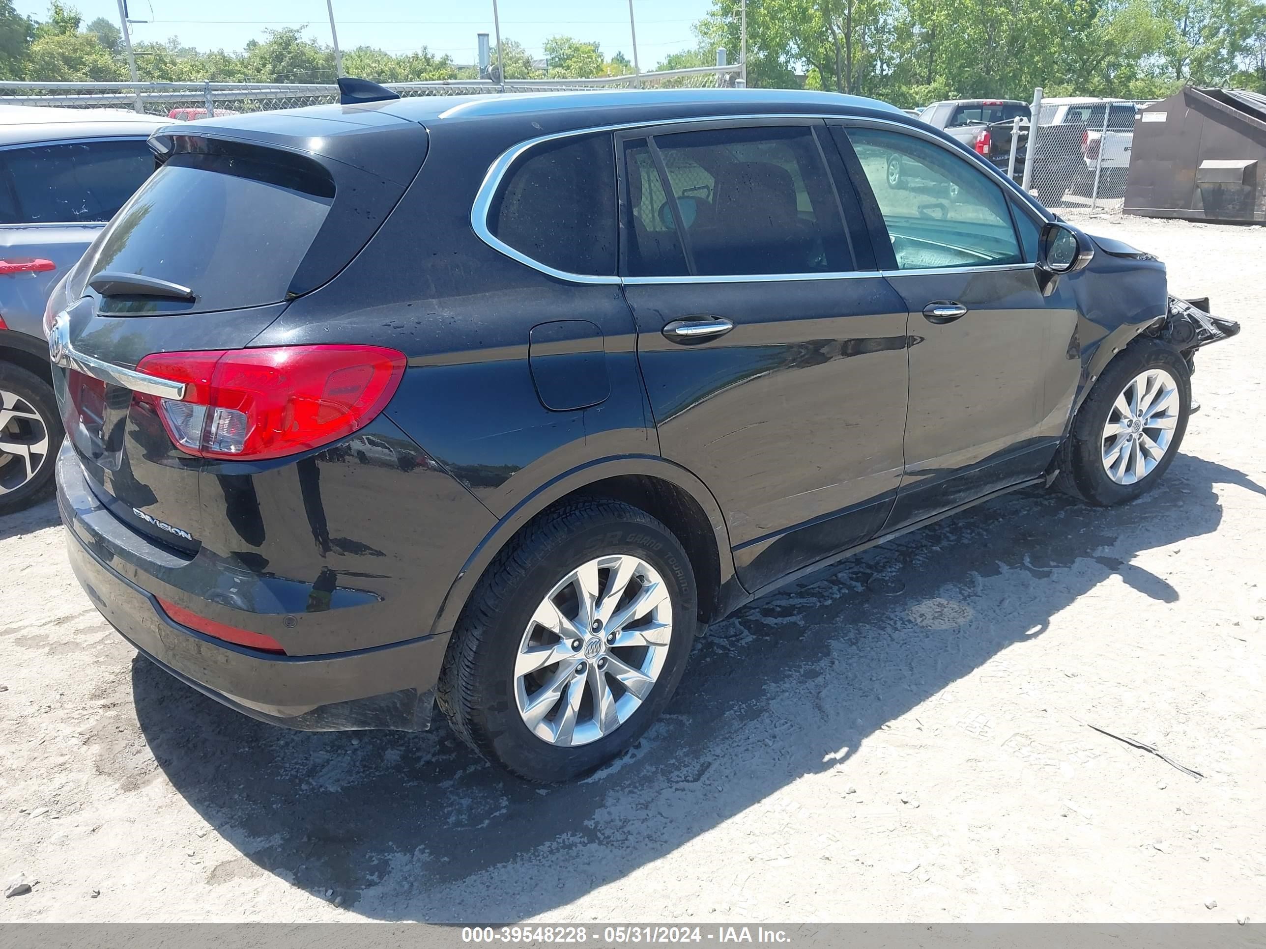 2017 Buick Envision Essence vin: LRBFXBSA2HD087345