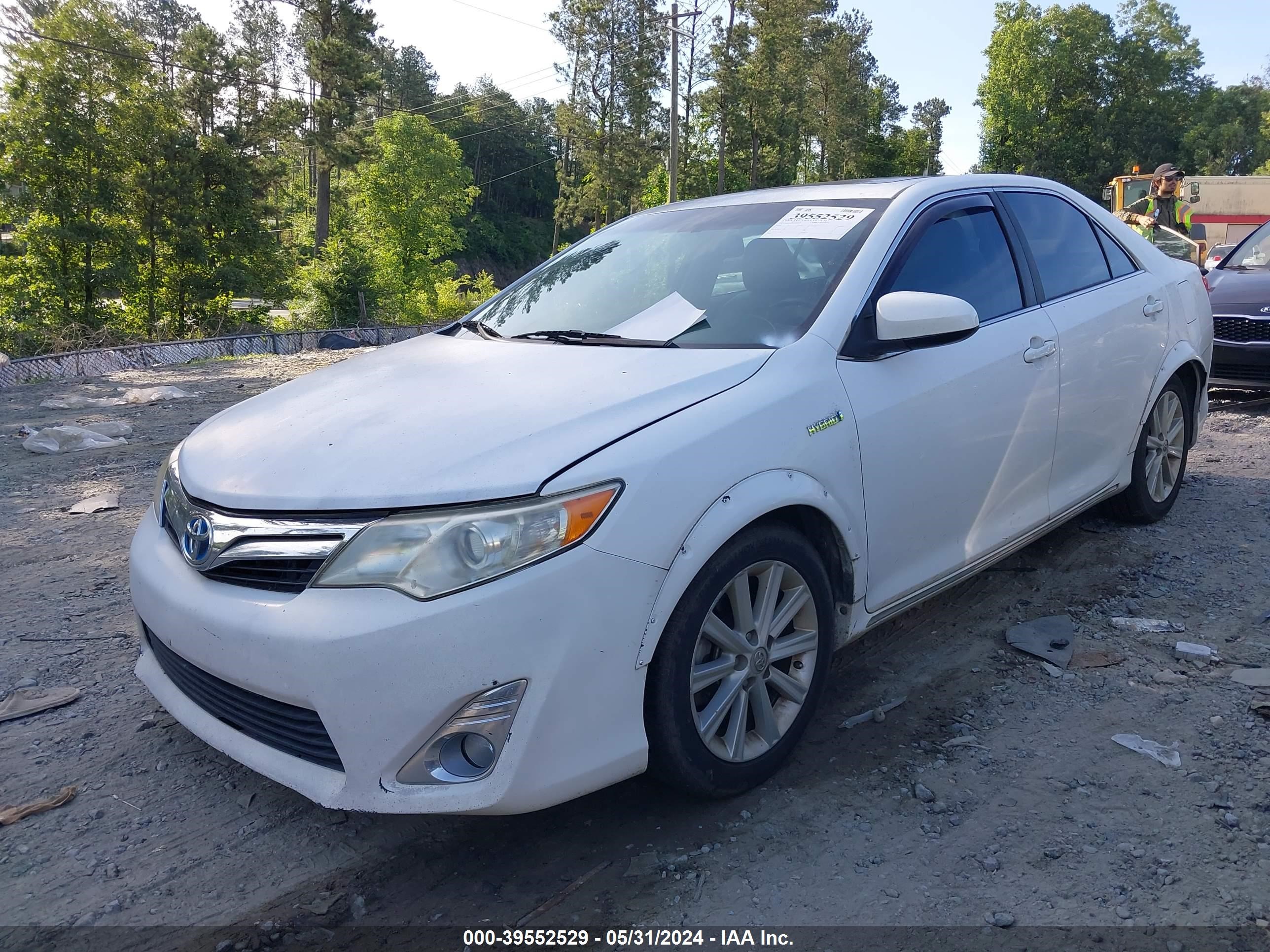 2013 Toyota Camry Hybrid Xle vin: 4T1BD1FK6DU085450