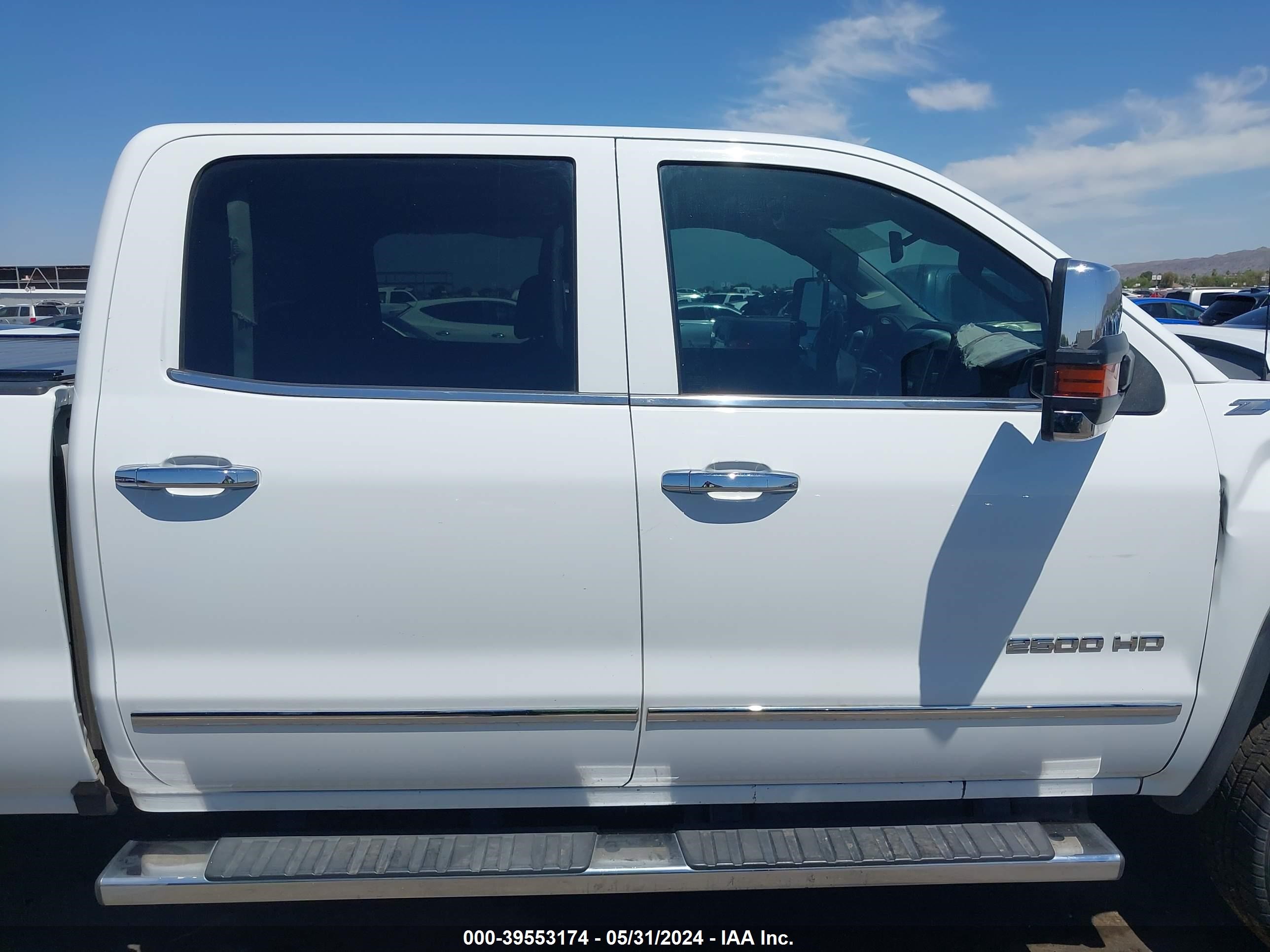 2017 GMC Sierra 2500Hd Slt vin: 1GT12TEY0HF123367