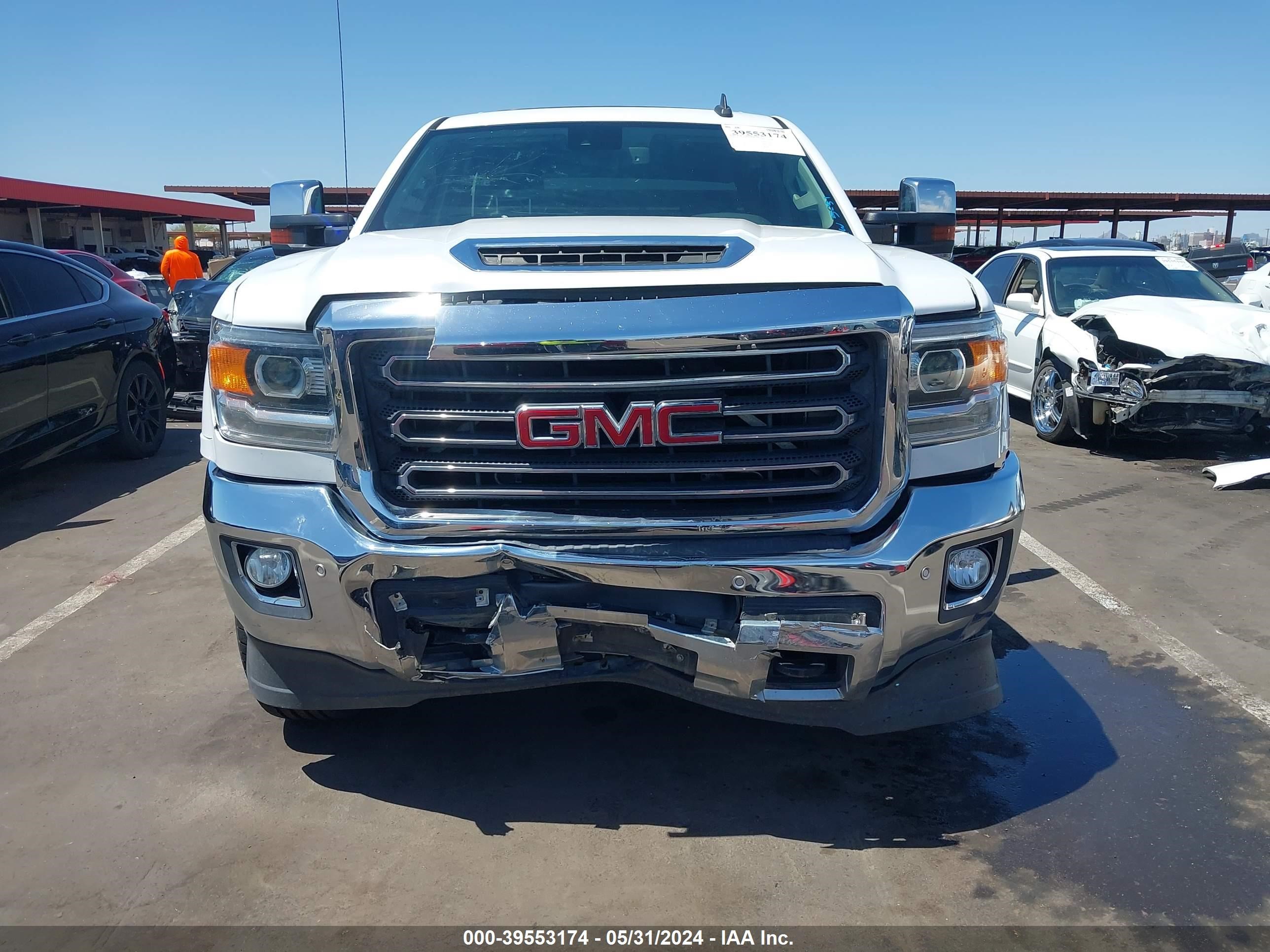 2017 GMC Sierra 2500Hd Slt vin: 1GT12TEY0HF123367