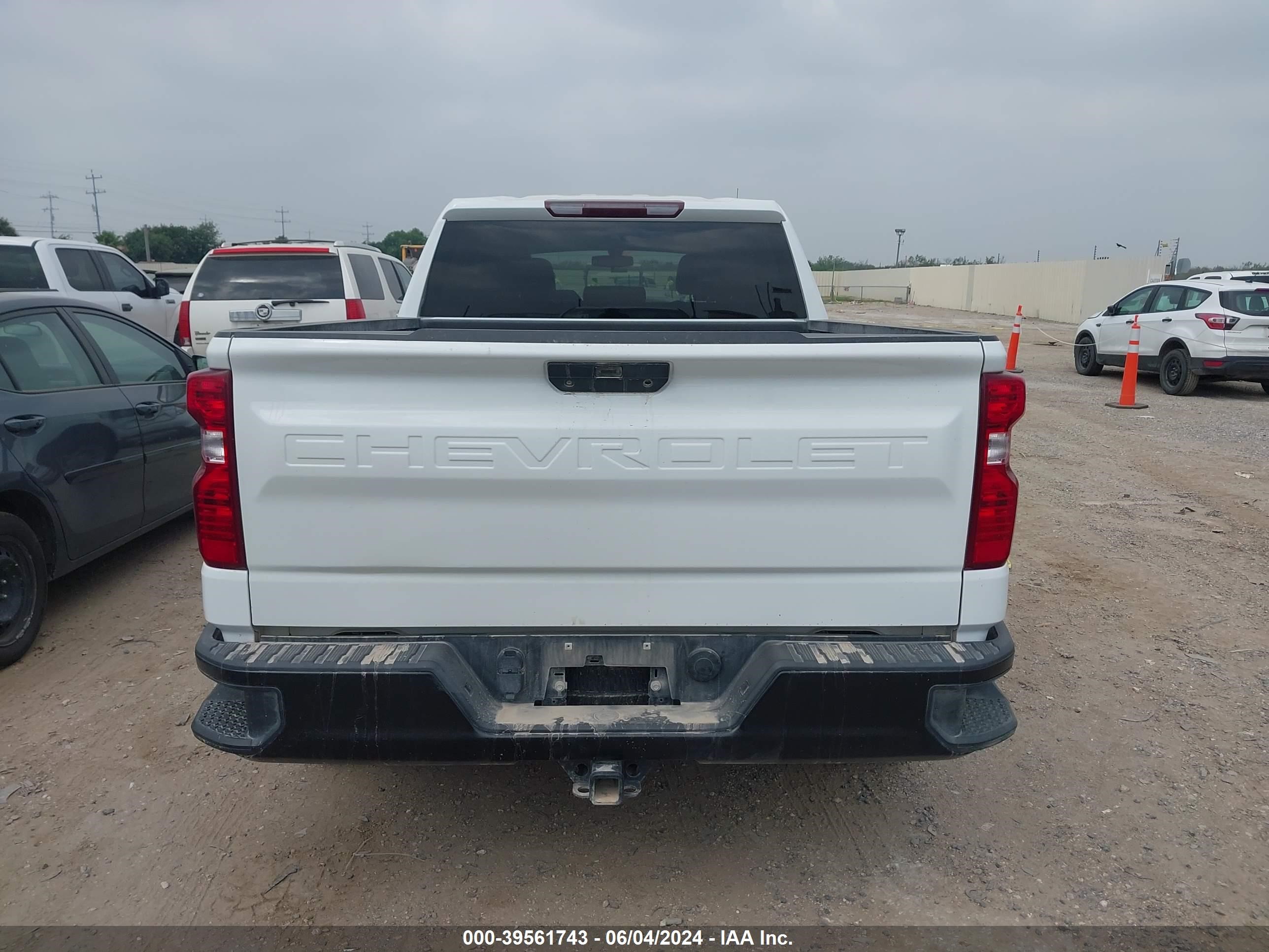 2021 Chevrolet Silverado 1500 4Wd Double Cab Standard Bed Wt vin: 1GCRYAEHXMZ273307