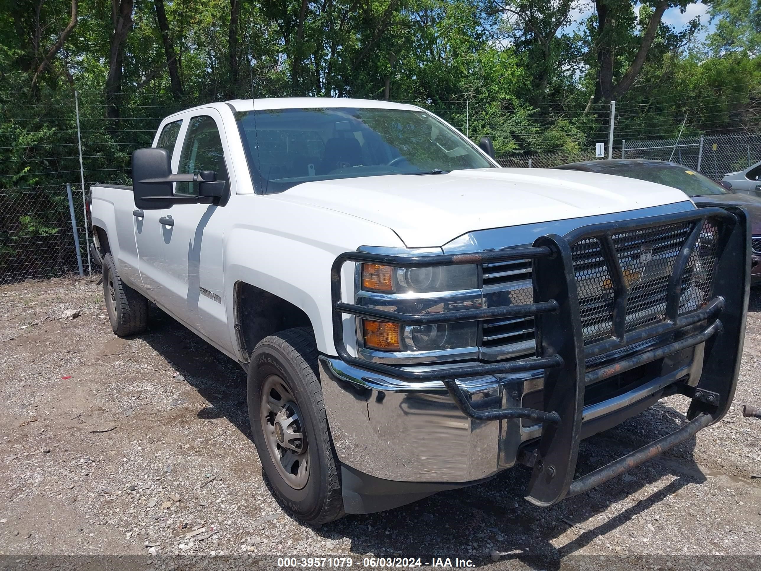 2015 Chevrolet Silverado 2500Hd Wt vin: 1GC2KUEGXFZ123096