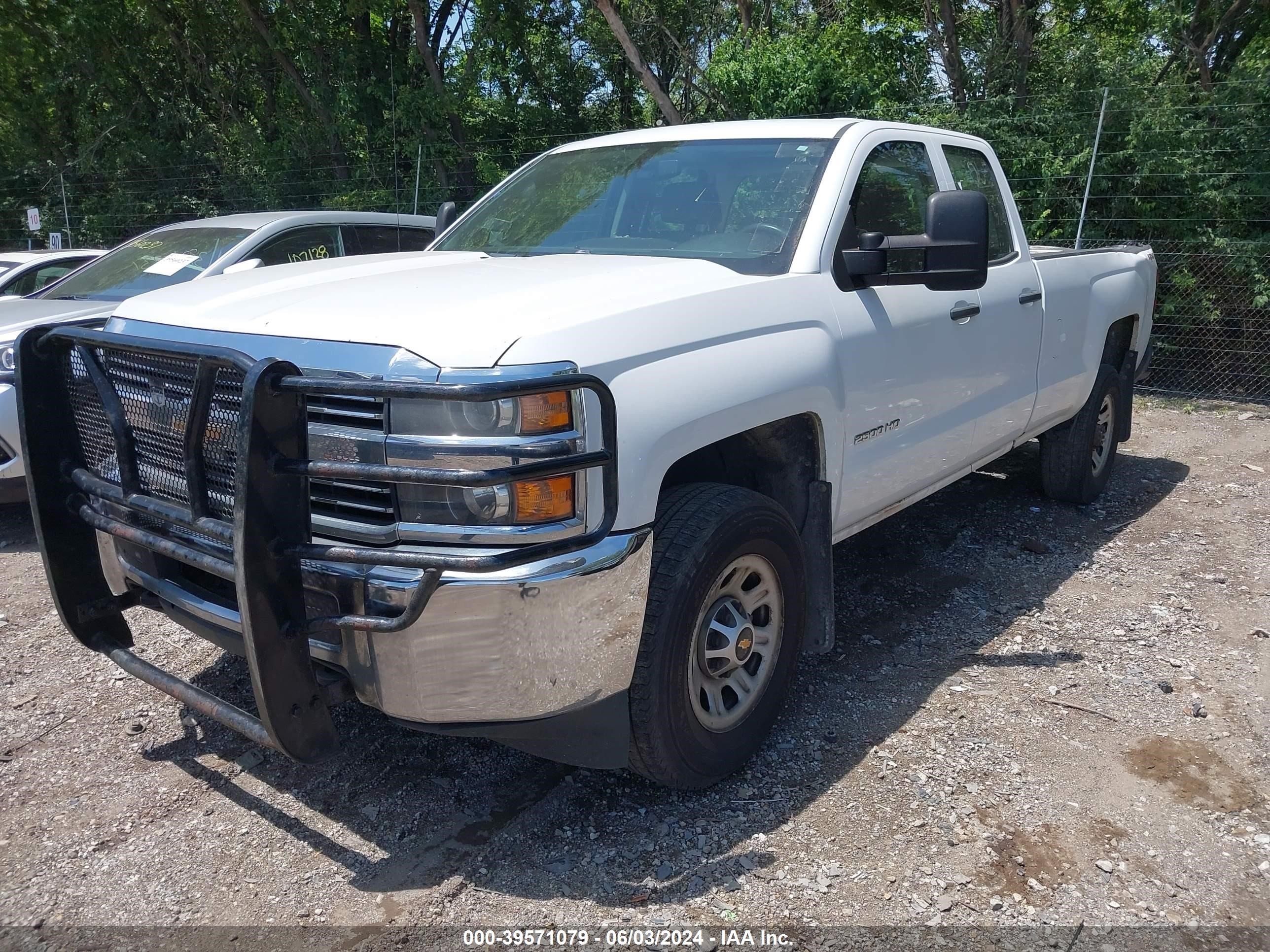 2015 Chevrolet Silverado 2500Hd Wt vin: 1GC2KUEGXFZ123096