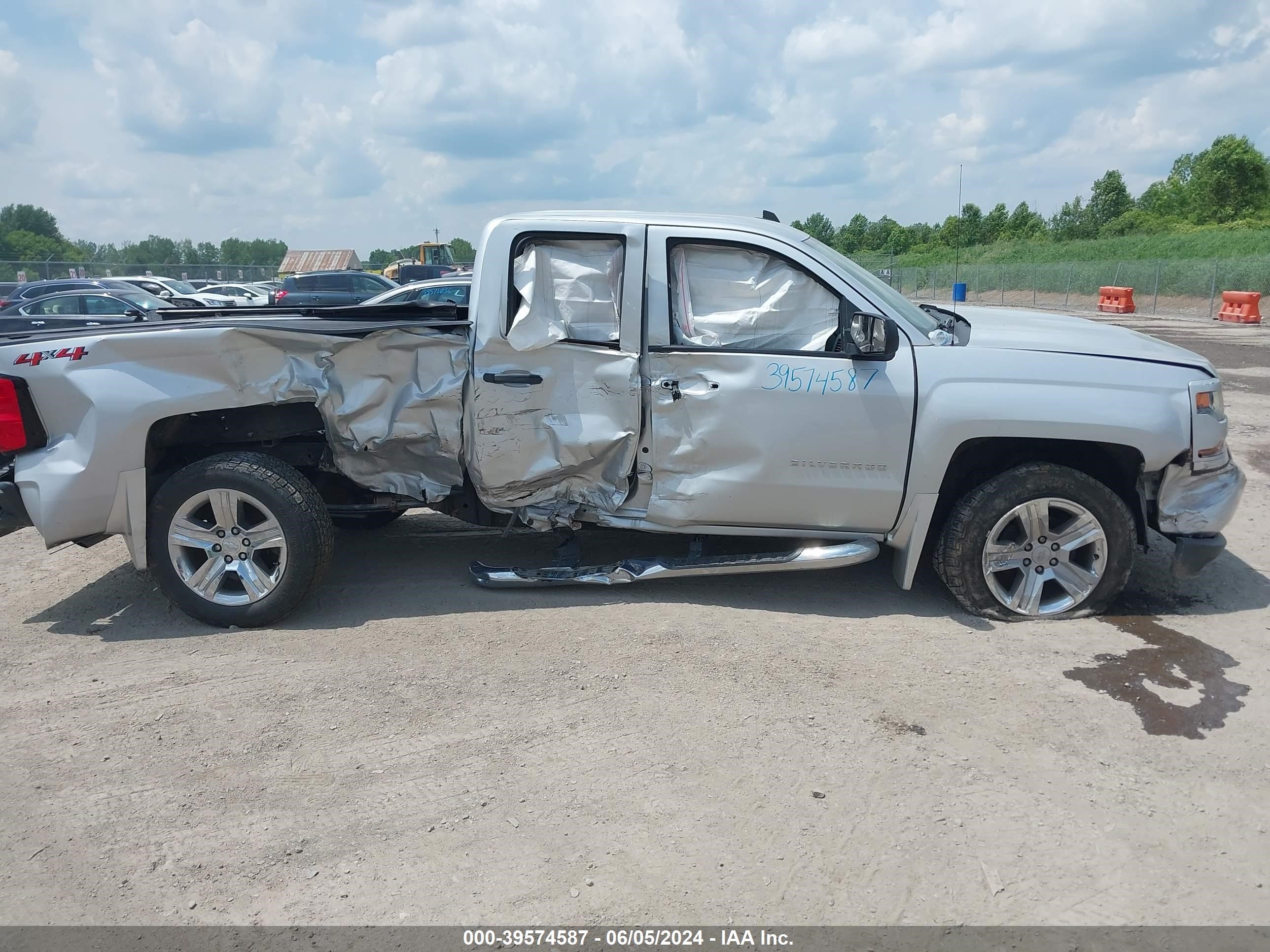 2018 Chevrolet Silverado 1500 Custom vin: 1GCVKPEC7JZ372606