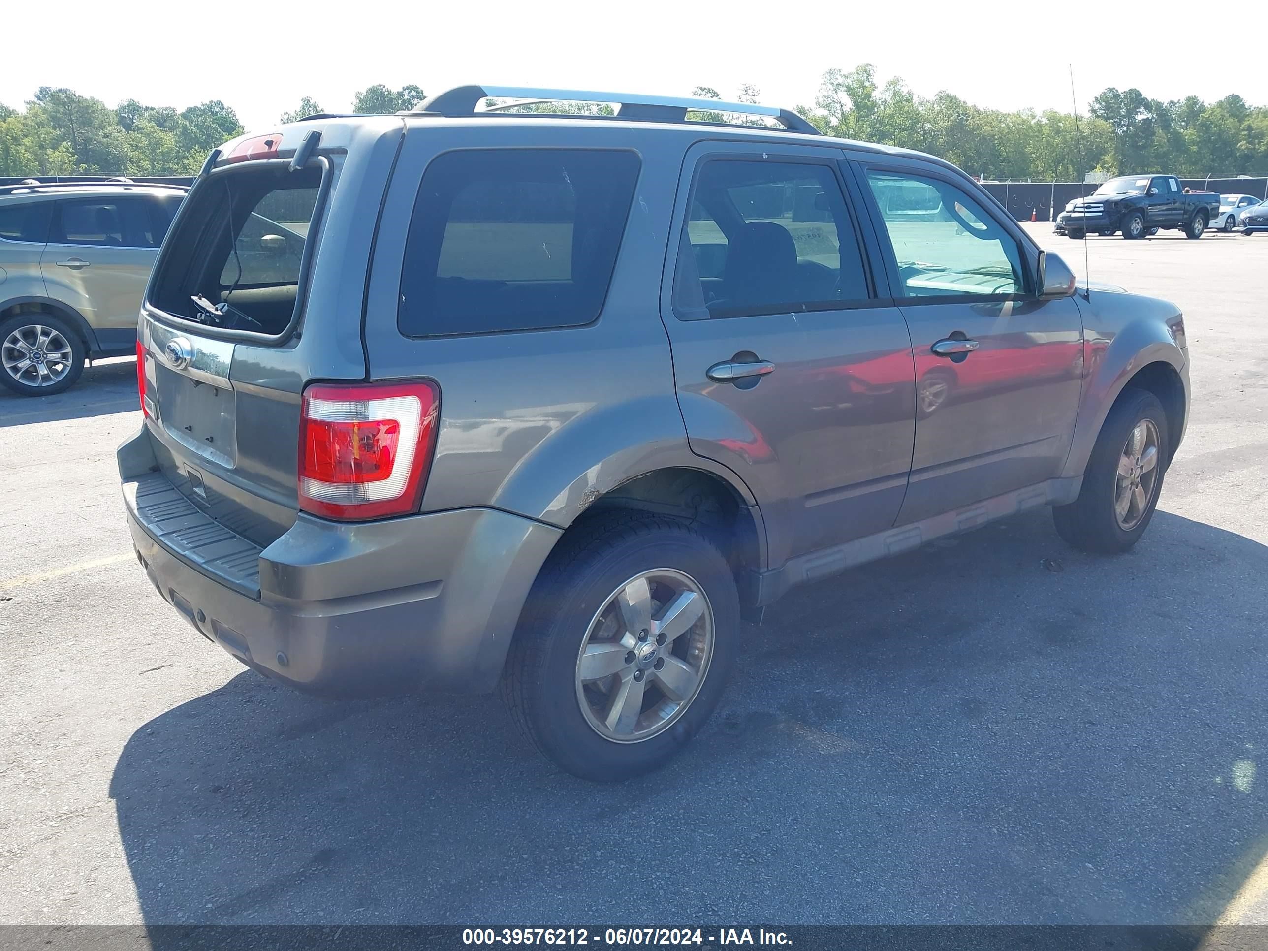 2012 Ford Escape Limited vin: 1FMCU0E79CKC16456