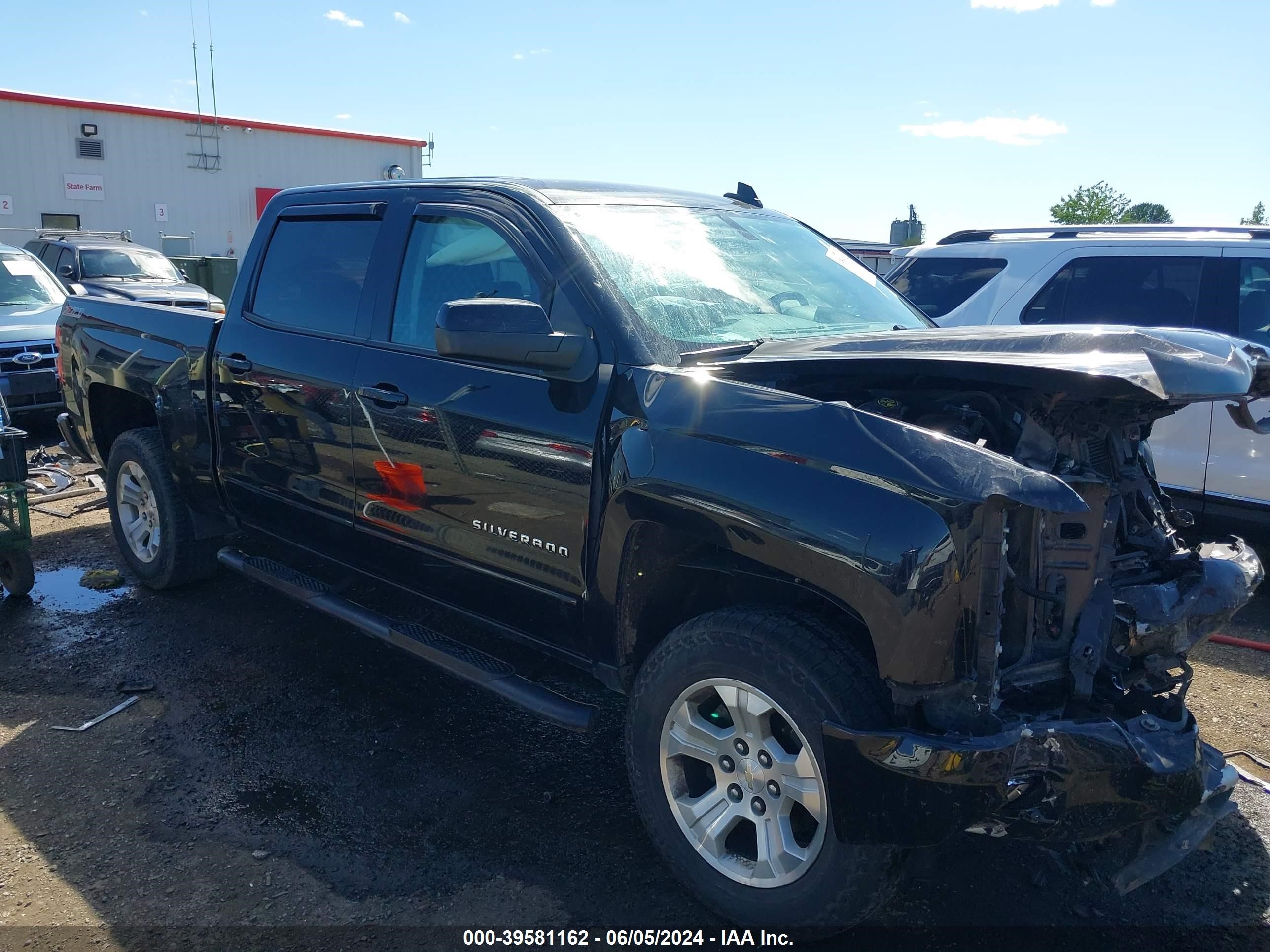 2017 Chevrolet Silverado 1500 2Lt vin: 3GCUKREC1HG456650