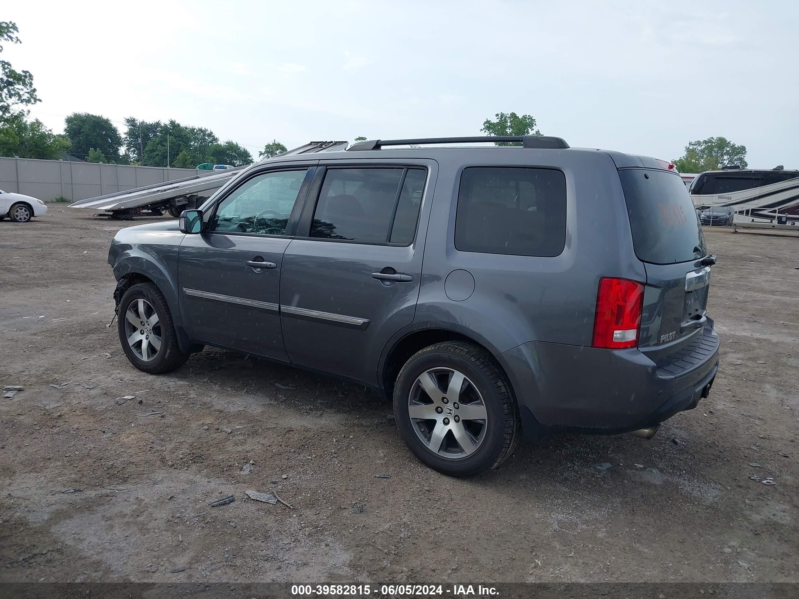 2014 Honda Pilot Touring vin: 5FNYF4H91EB042097