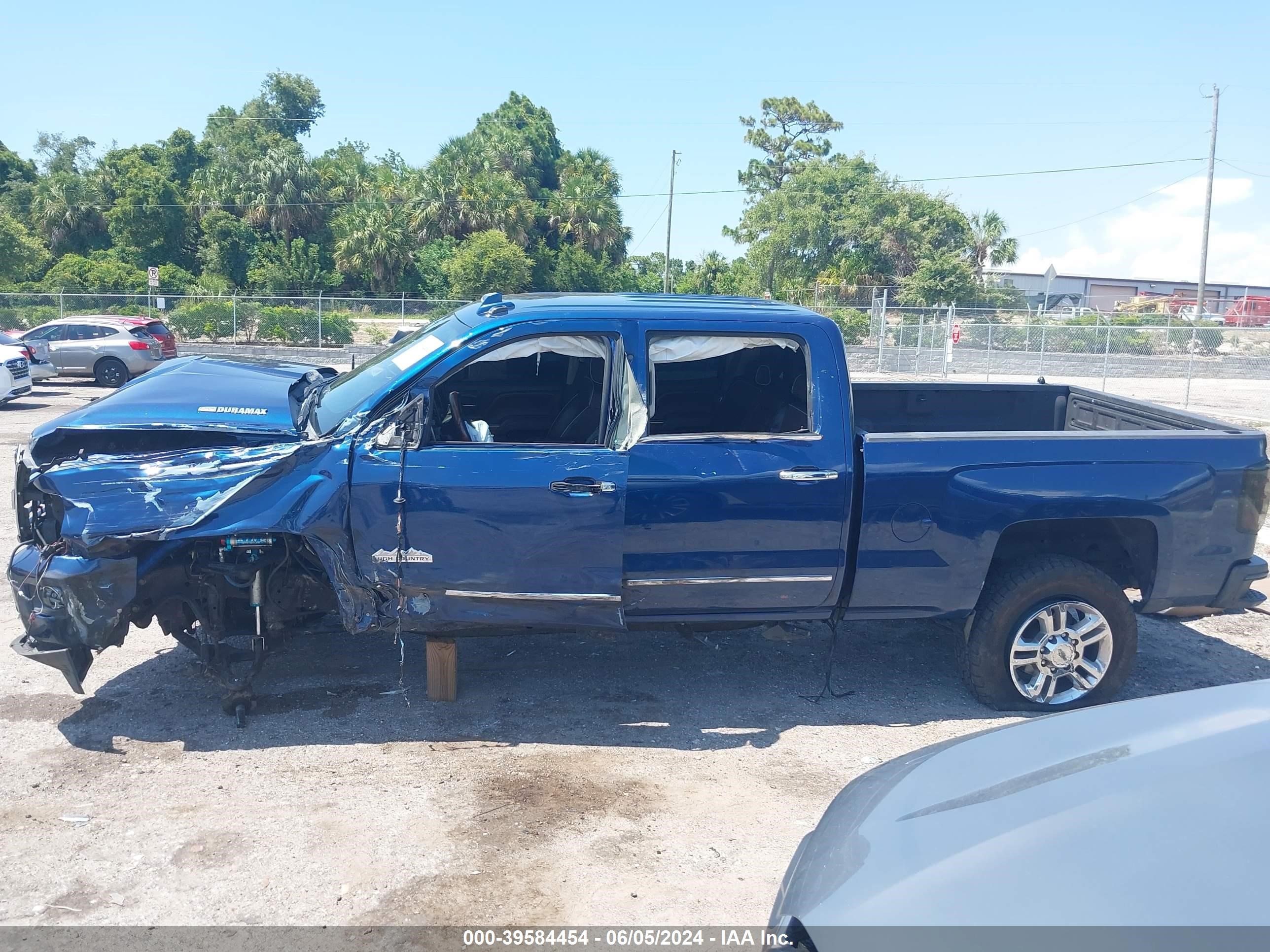 2015 Chevrolet Silverado 2500Hd High Country vin: 1GC1KXE86FF601117