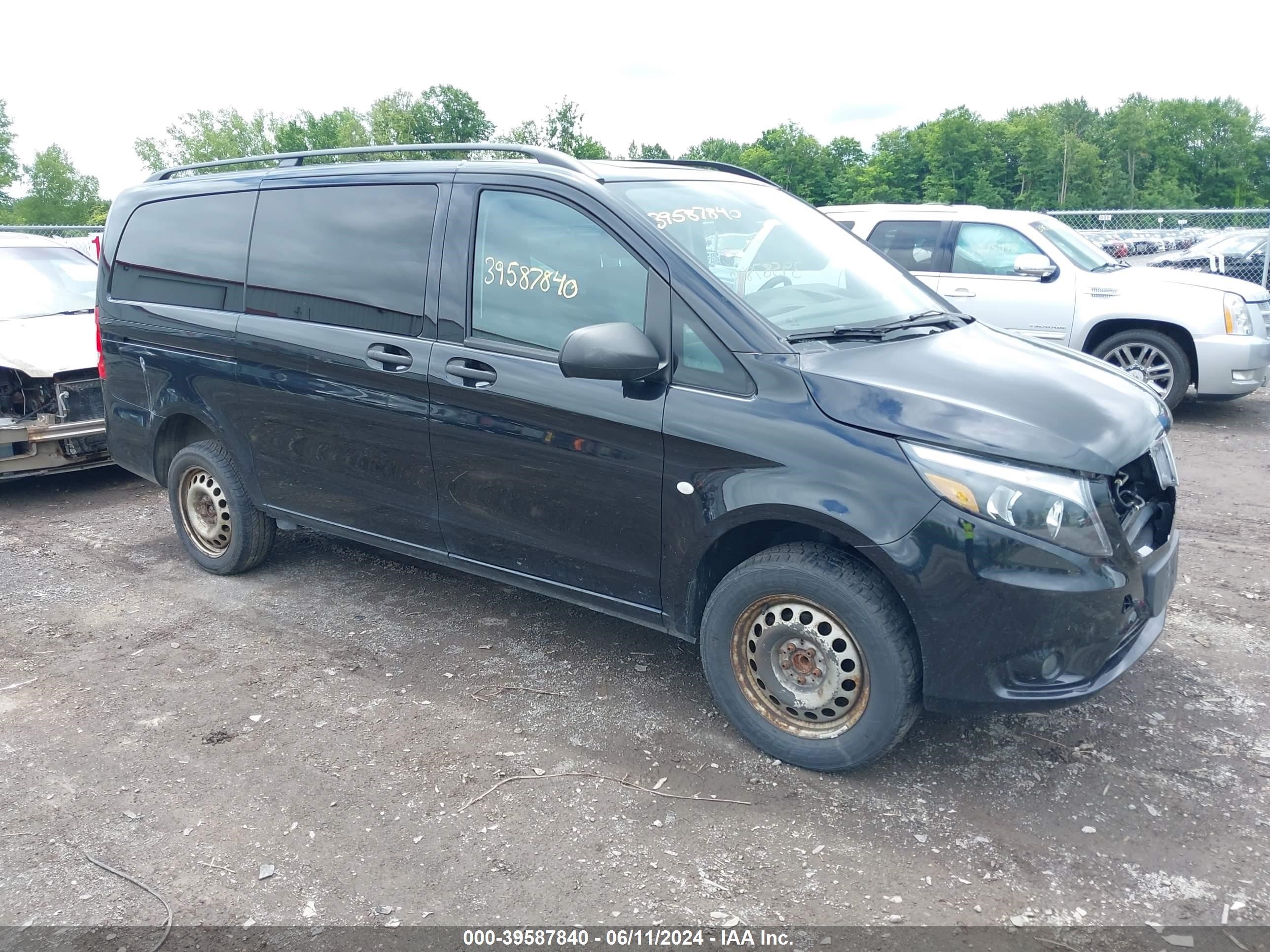 2018 Mercedes-Benz Metris vin: WD4PG2EE9J3394923