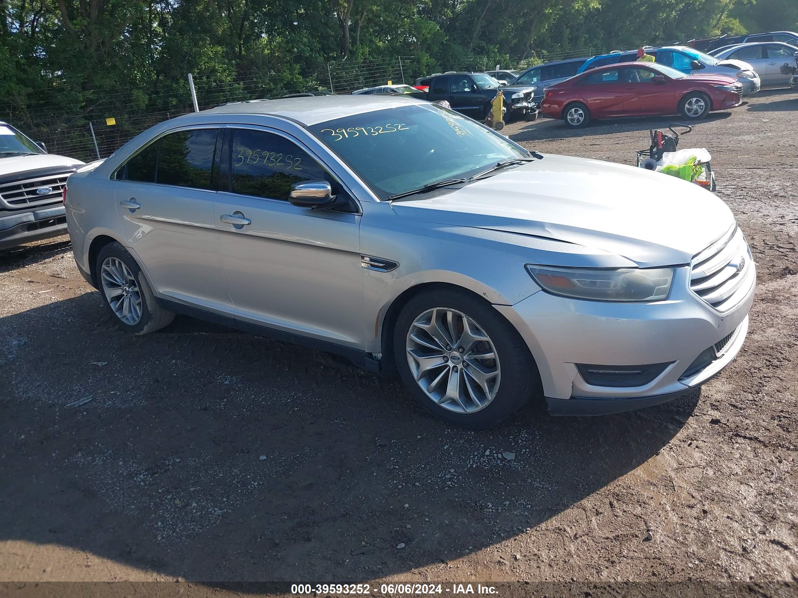 2013 Ford Taurus Limited vin: 1FAHP2F81DG203635