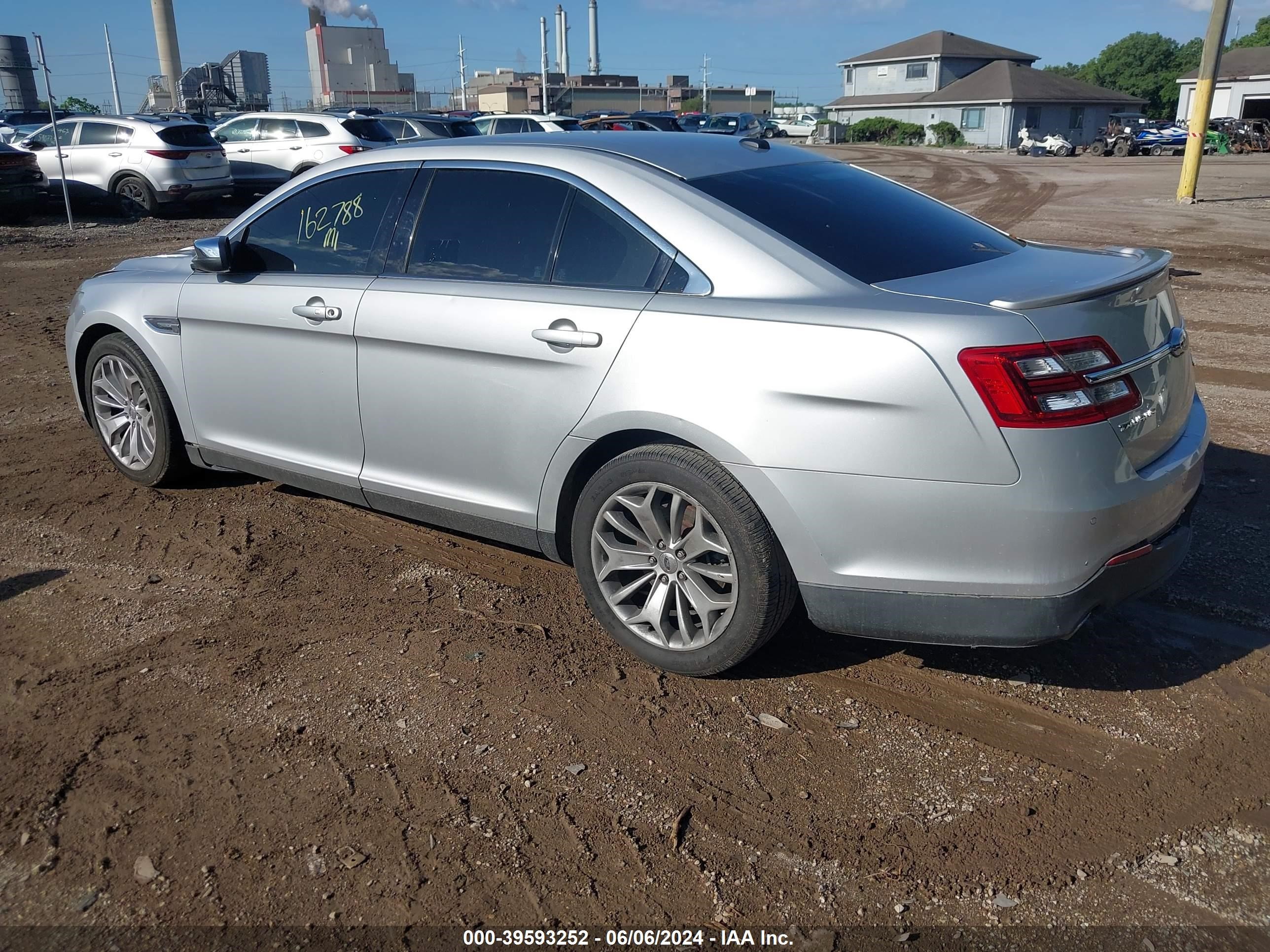 2013 Ford Taurus Limited vin: 1FAHP2F81DG203635