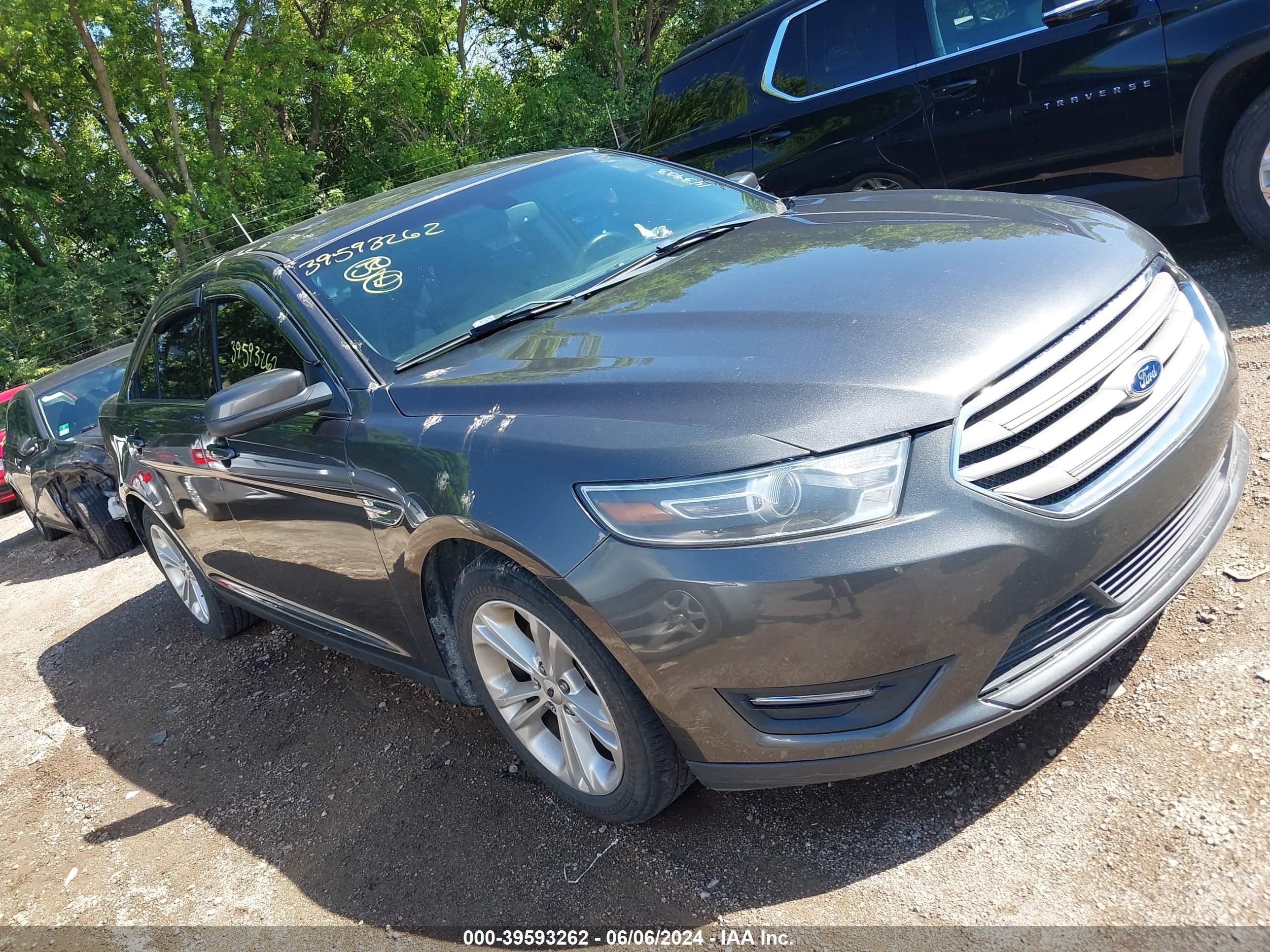 2015 Ford Taurus Sel vin: 1FAHP2E9XFG143903