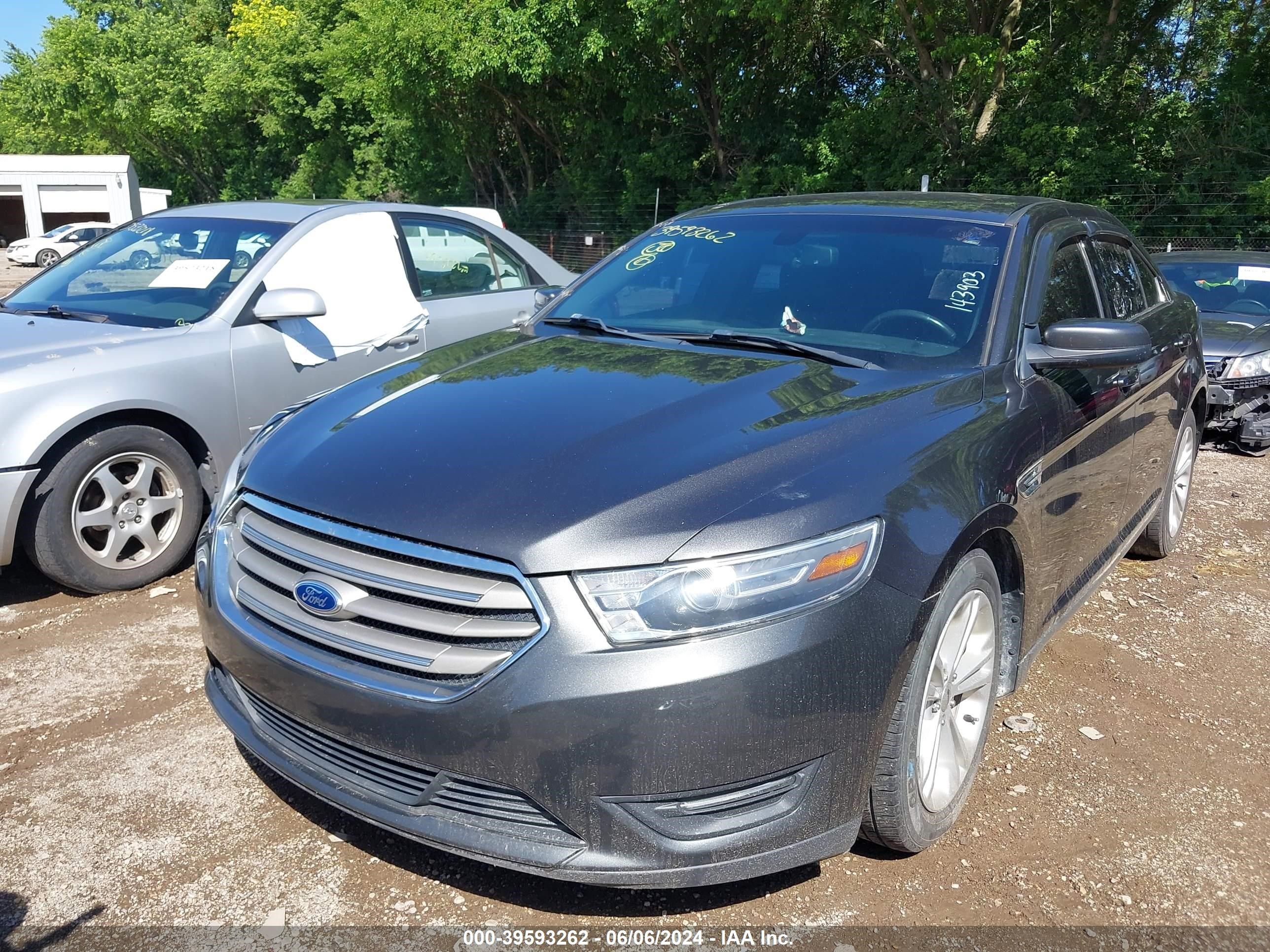 2015 Ford Taurus Sel vin: 1FAHP2E9XFG143903