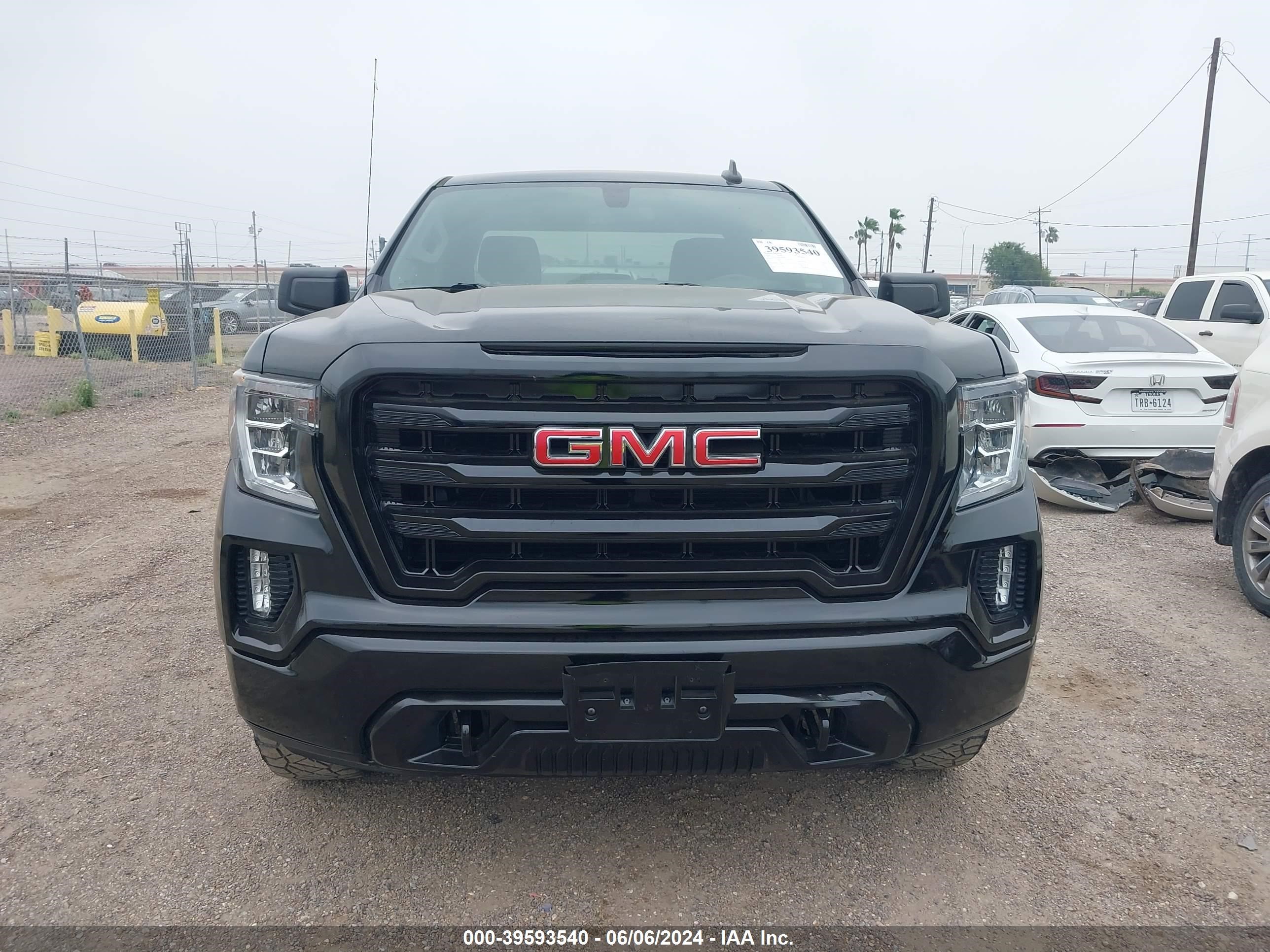 2020 GMC Sierra 1500 2Wd Double Cab Standard Box Elevation vin: 1GTR8CED0L2359037