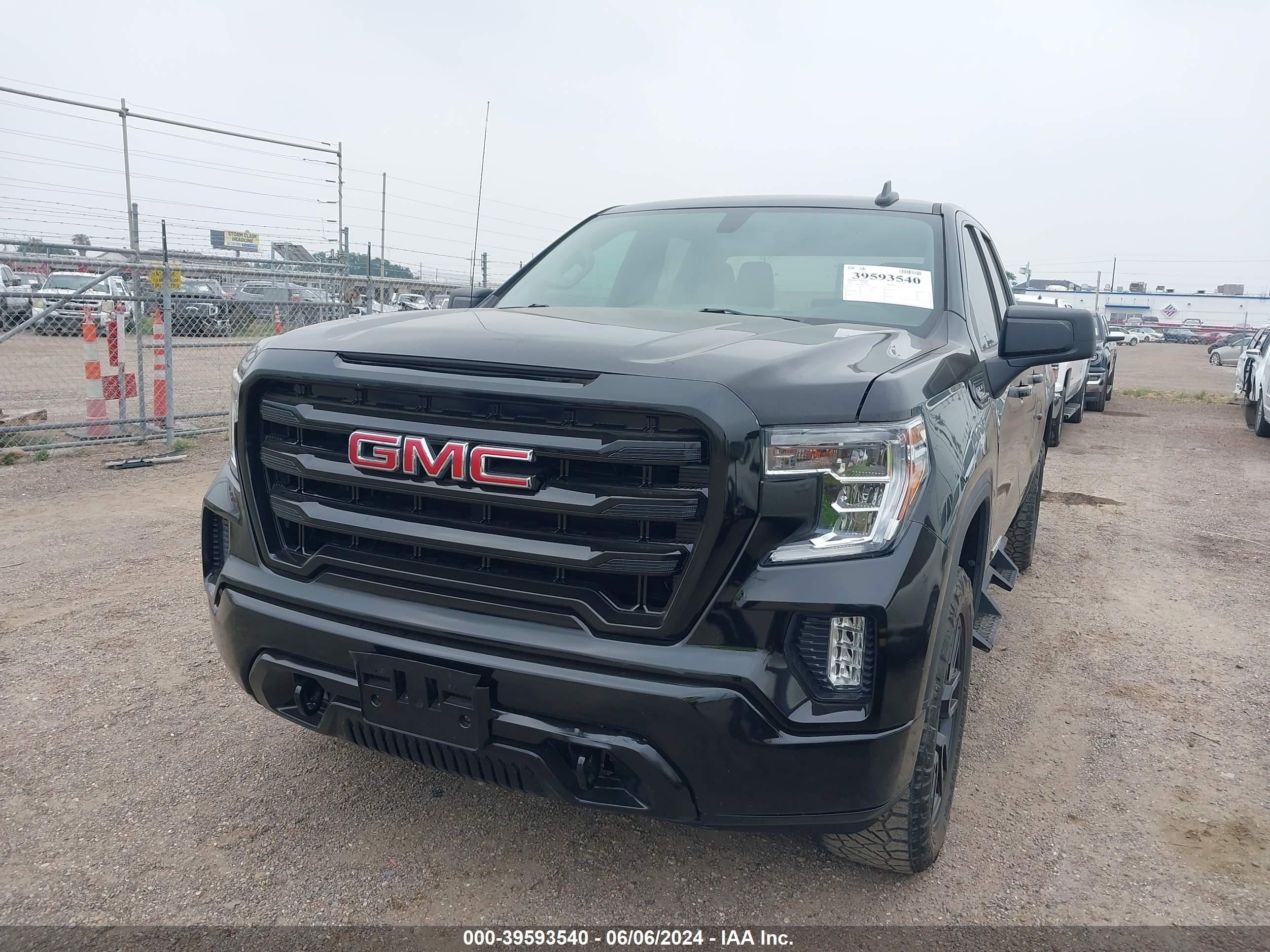 2020 GMC Sierra 1500 2Wd Double Cab Standard Box Elevation vin: 1GTR8CED0L2359037