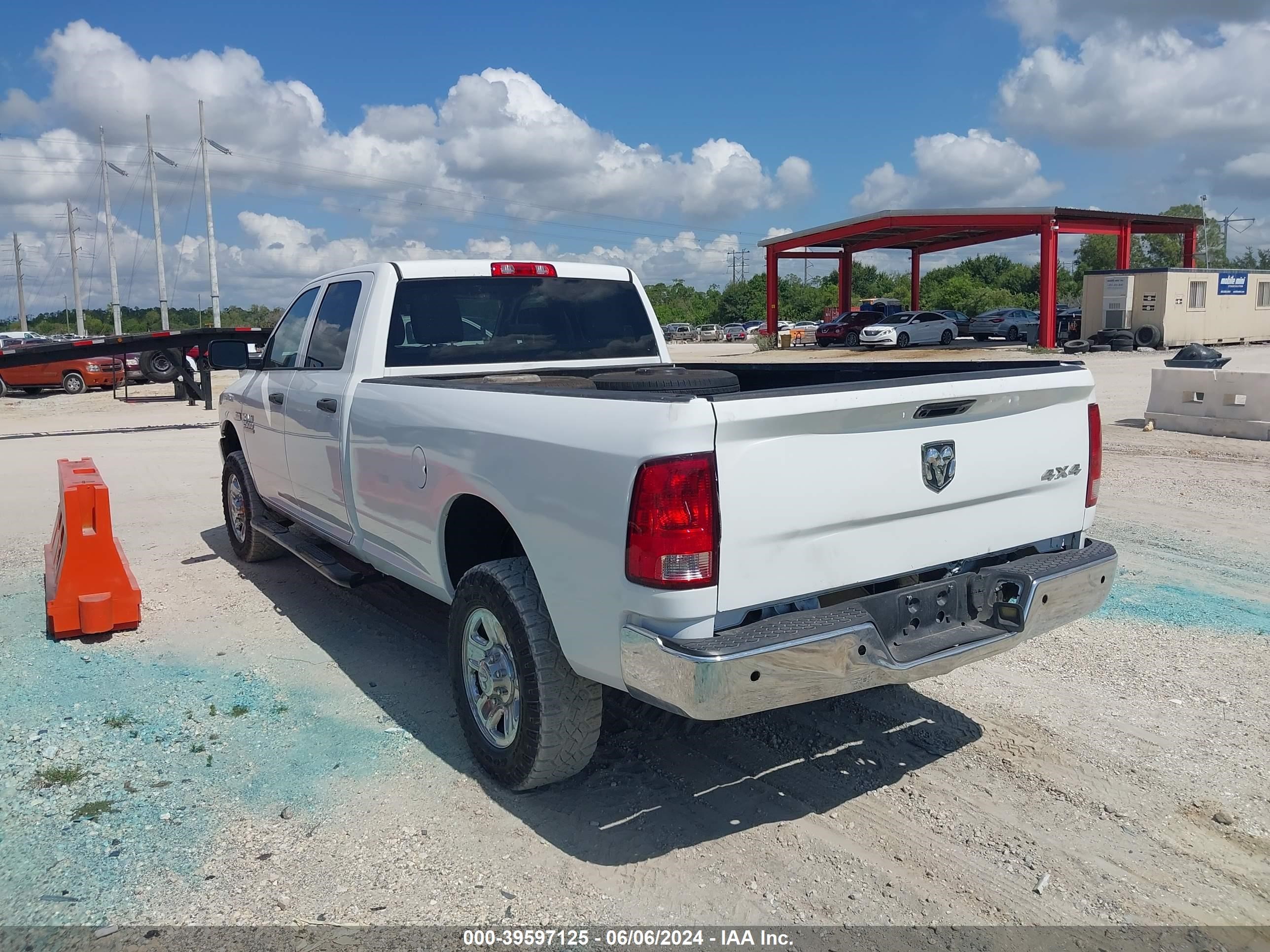 2015 Ram 2500 Tradesman vin: 3C6UR5HJ6FG548405