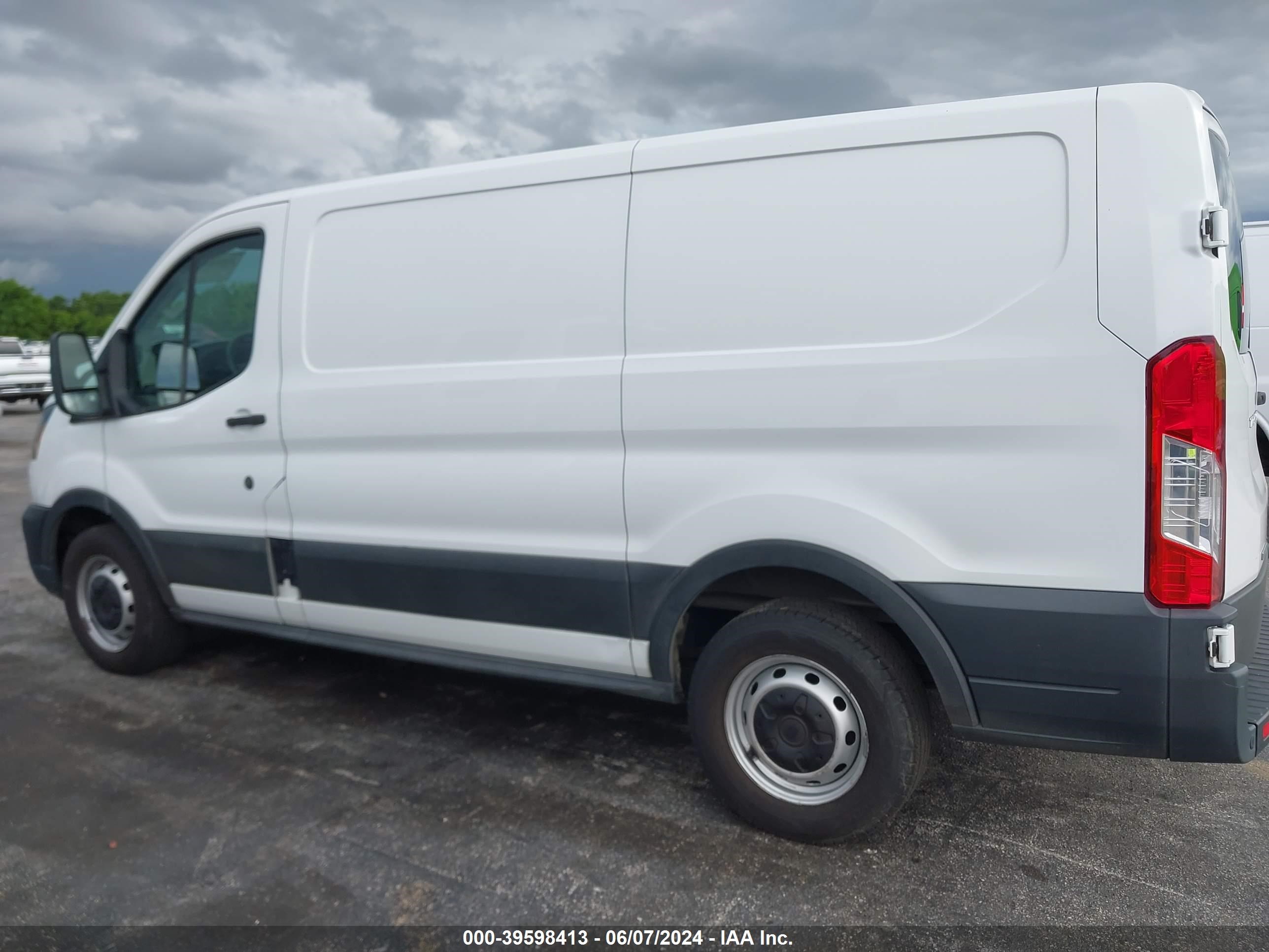 2020 Ford Transit-150 vin: 1FTYE1YG9LKB75304