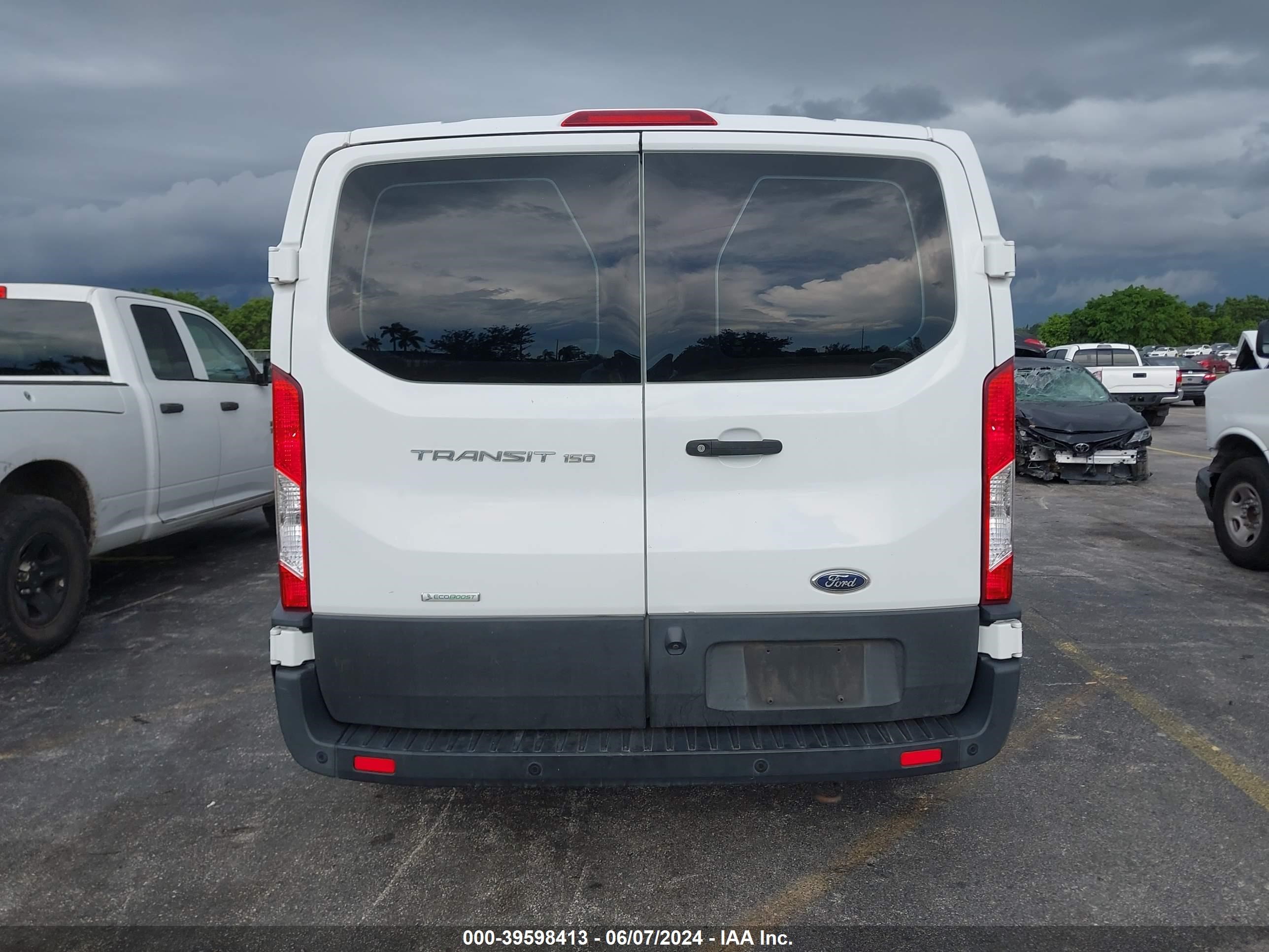 2020 Ford Transit-150 vin: 1FTYE1YG9LKB75304