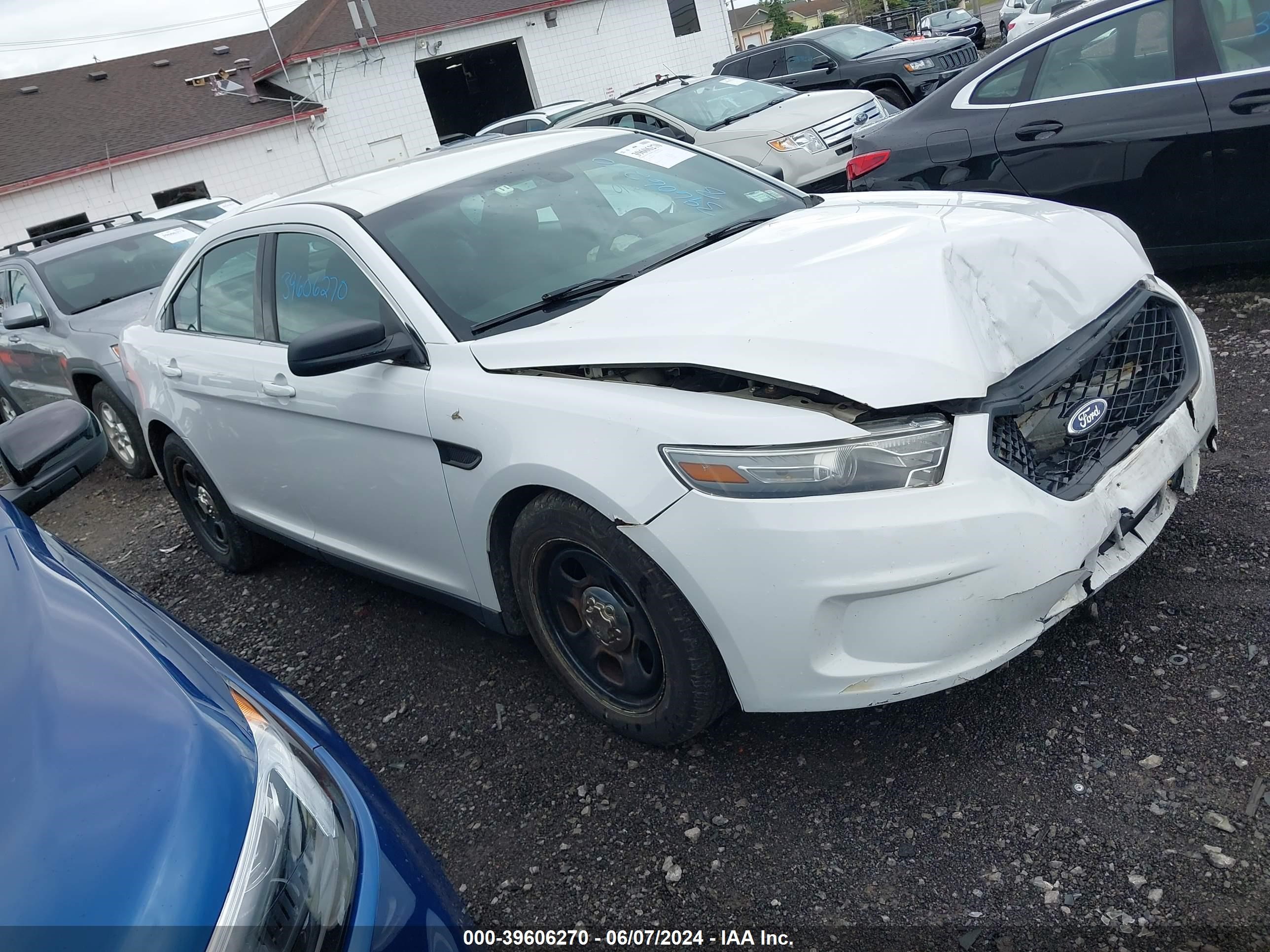 2013 Ford Police Interceptor vin: 1FAHP2M83DG139262