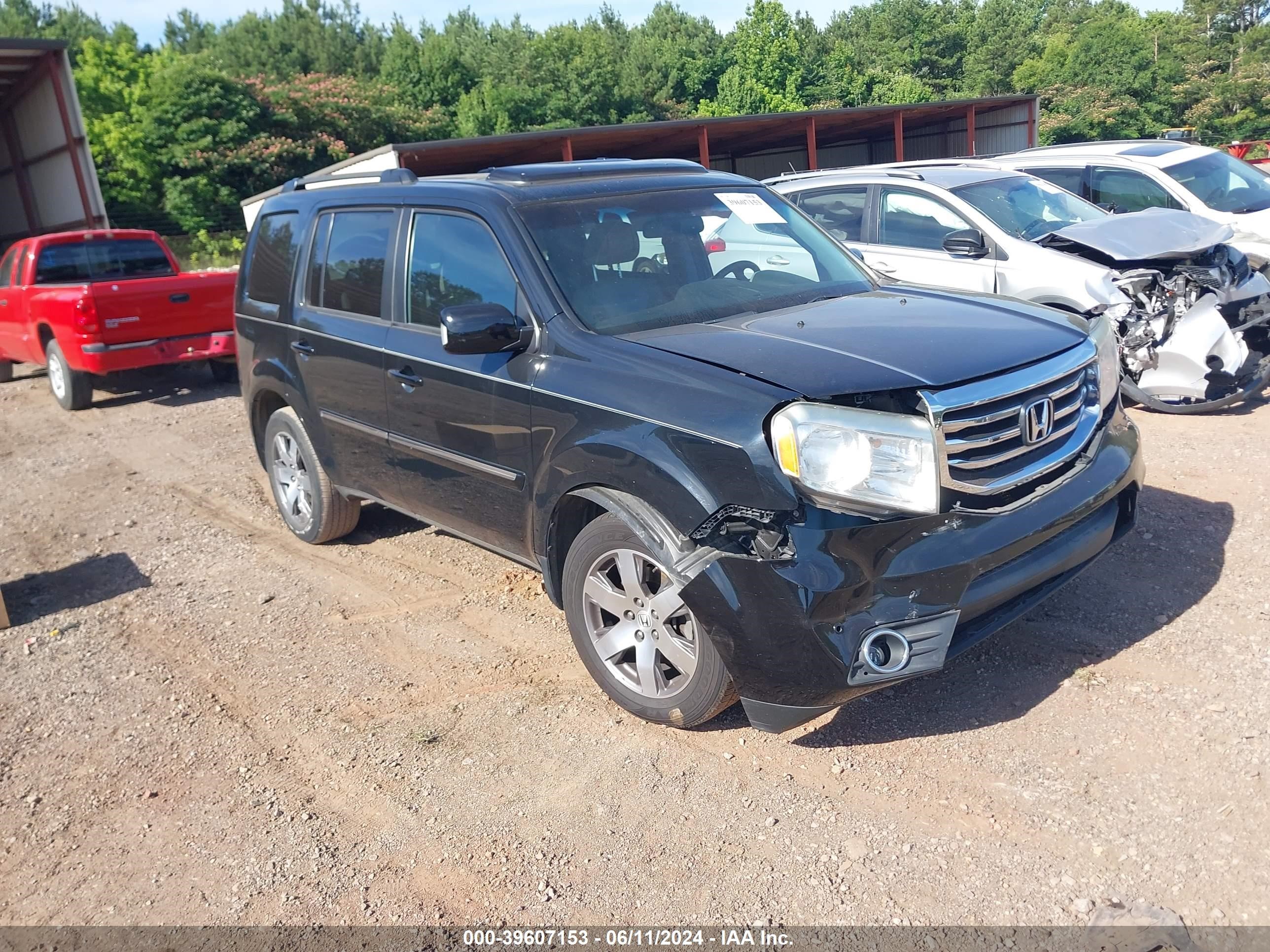 2015 Honda Pilot Touring vin: 5FNYF3H95FB023824