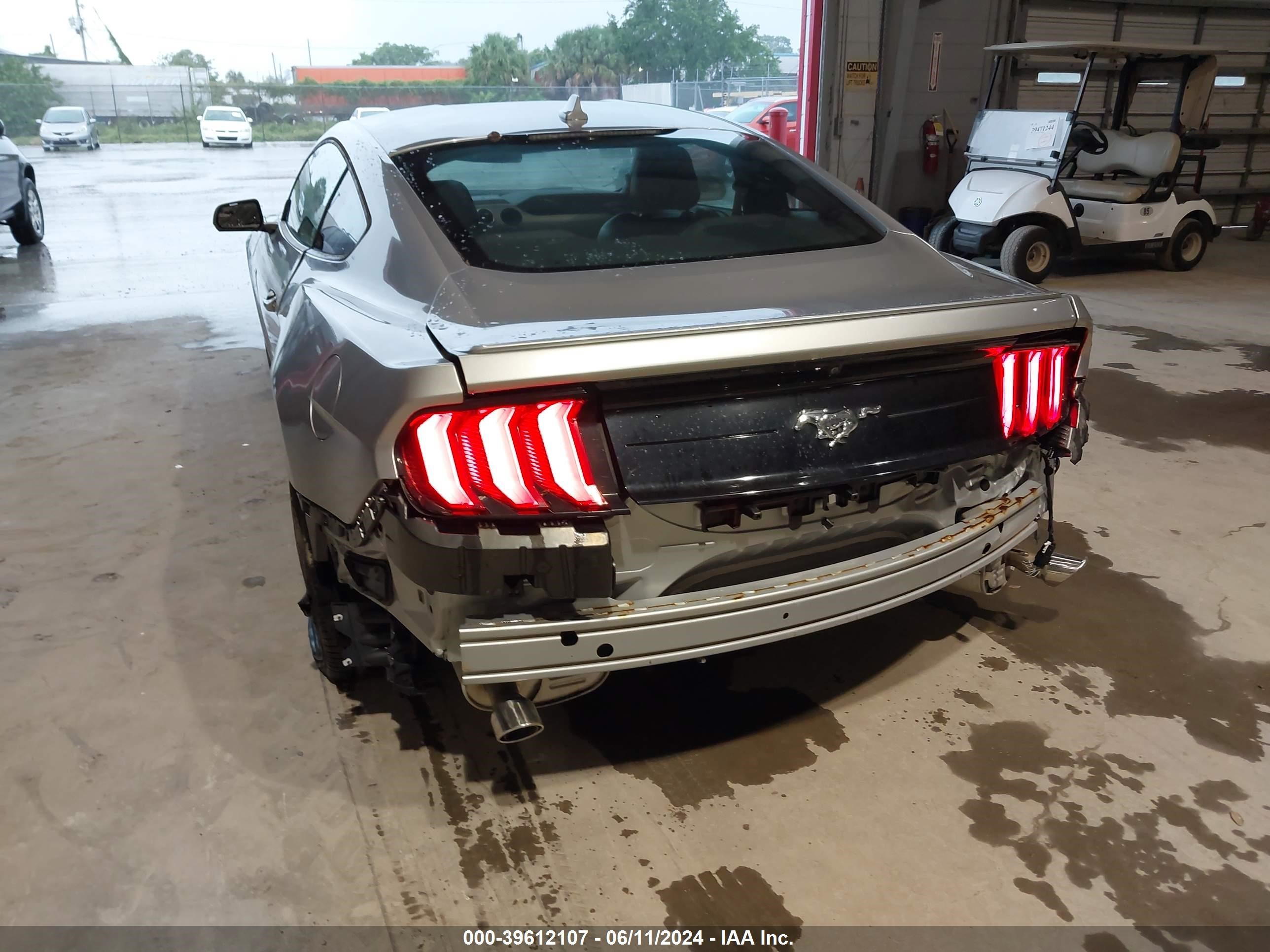 2020 Ford Mustang Ecoboost Premium Fastback vin: 1FA6P8TH0L5138849