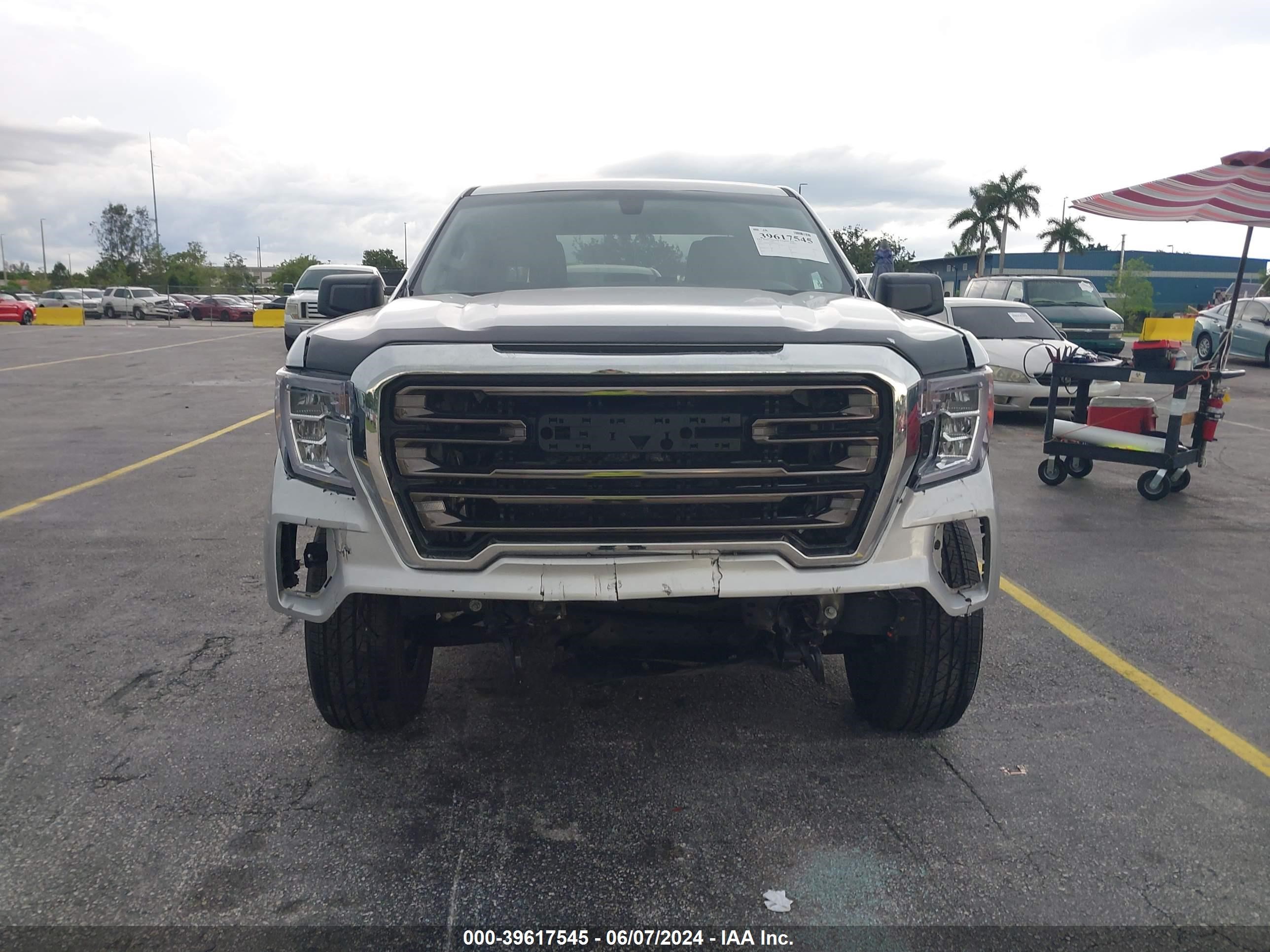 2021 GMC Sierra 1500 4Wd Short Box vin: 3GTP9AEH4MG346076