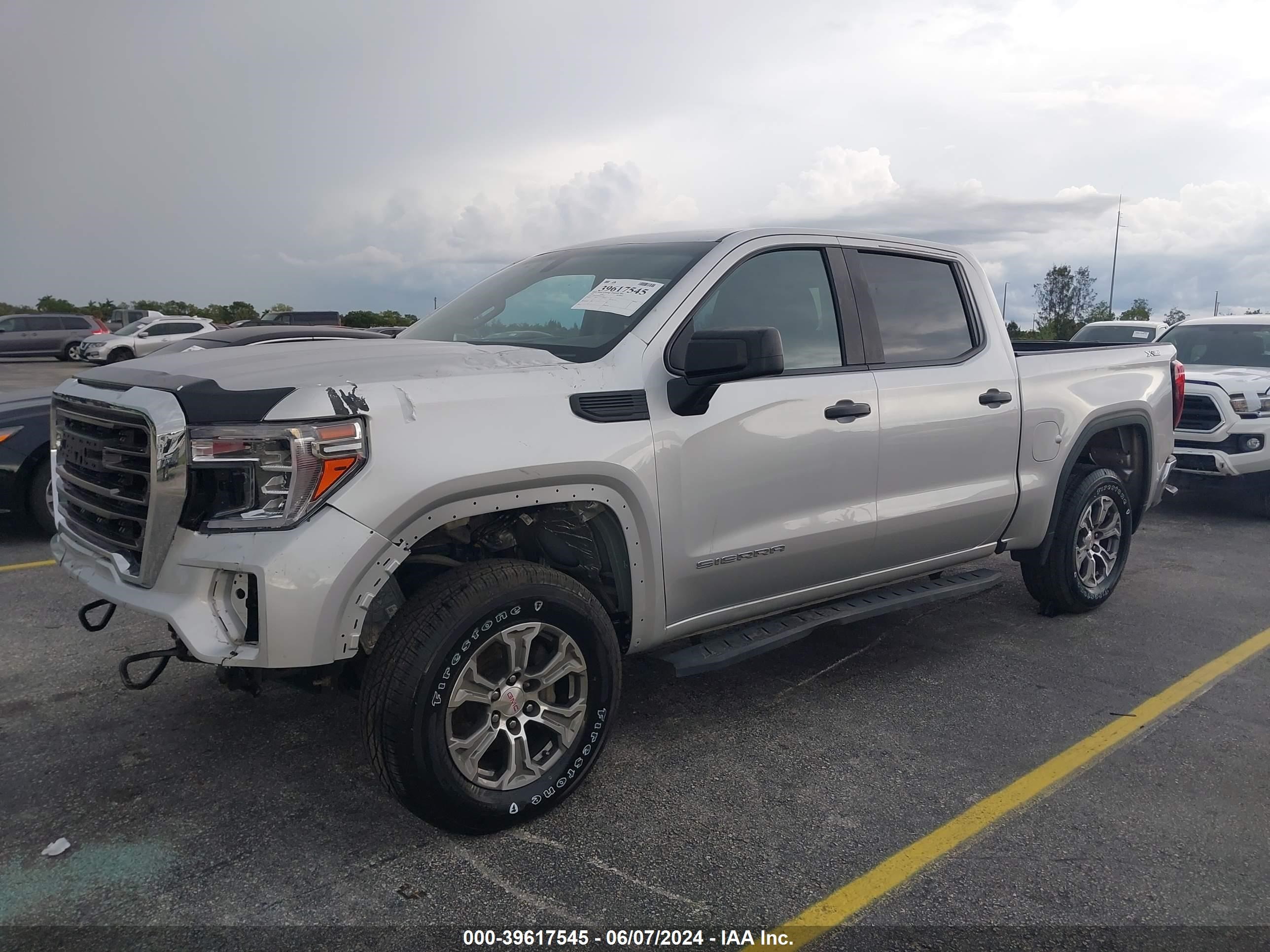 2021 GMC Sierra 1500 4Wd Short Box vin: 3GTP9AEH4MG346076