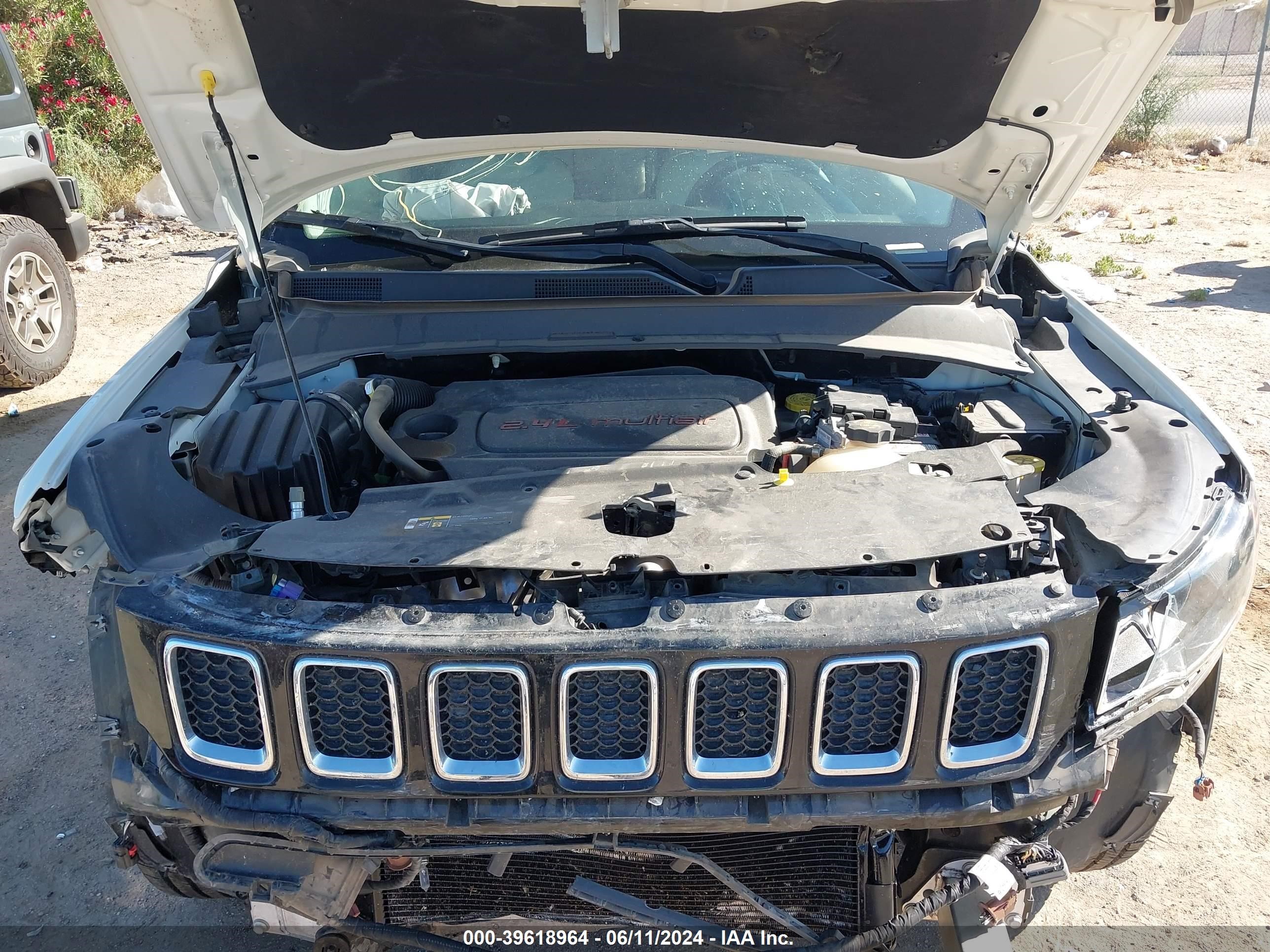 2018 Jeep Compass Limited 4X4 vin: 3C4NJDCB2JT355778