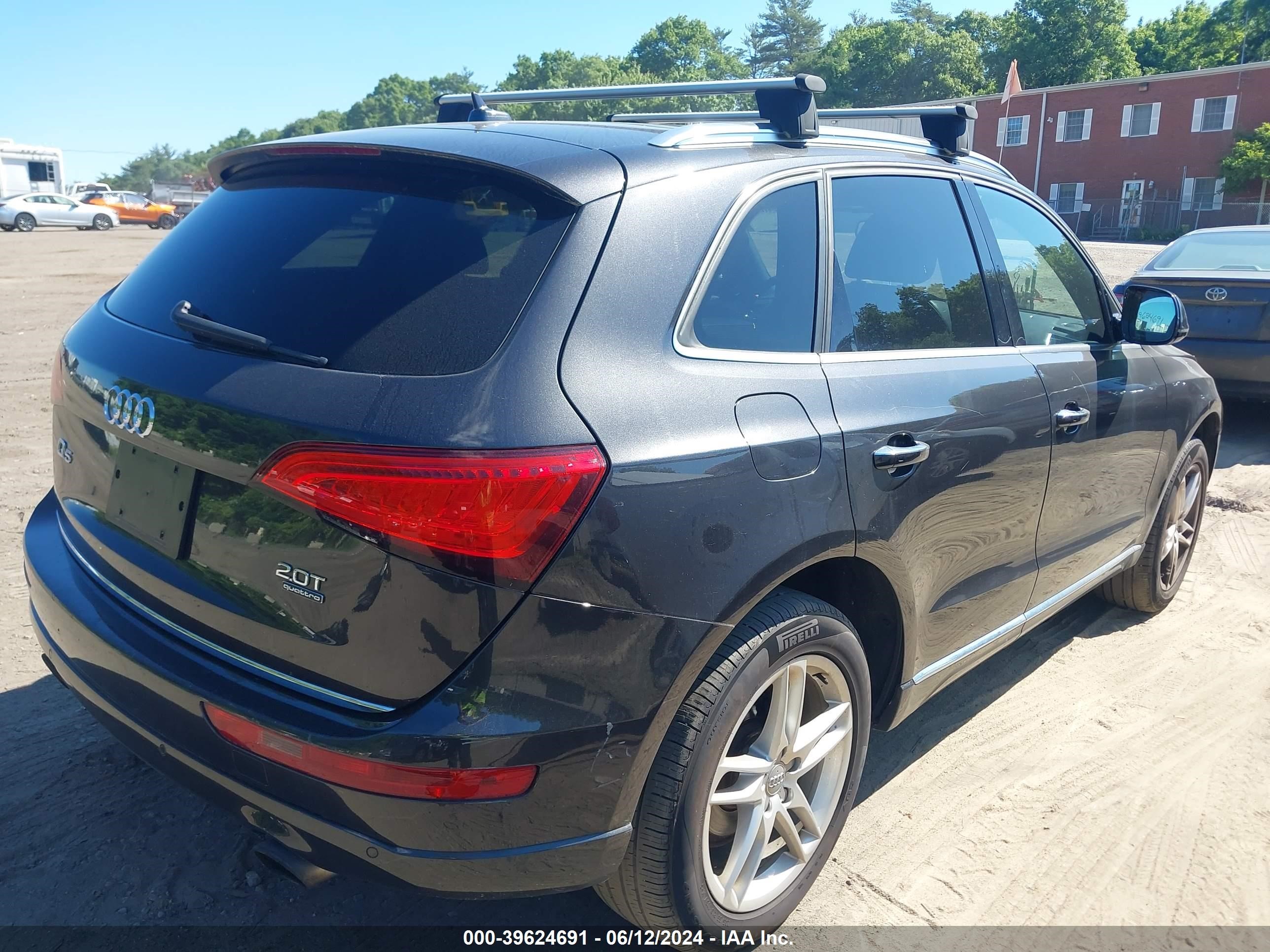 2016 Audi Q5 2.0T Premium vin: WA1L2AFP2GA145329