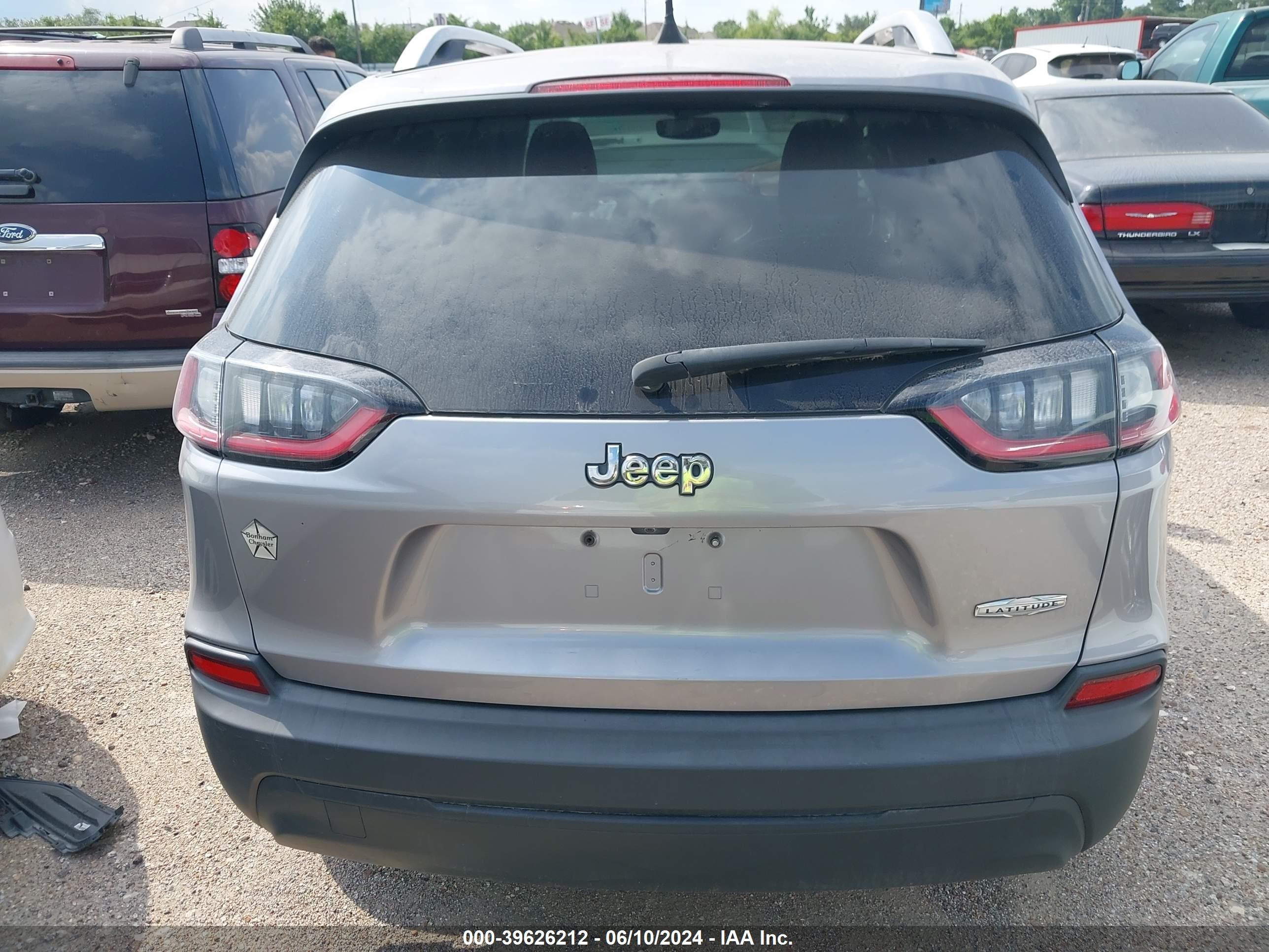 2019 Jeep Cherokee Latitude Plus Fwd vin: 1C4PJLLB5KD128613