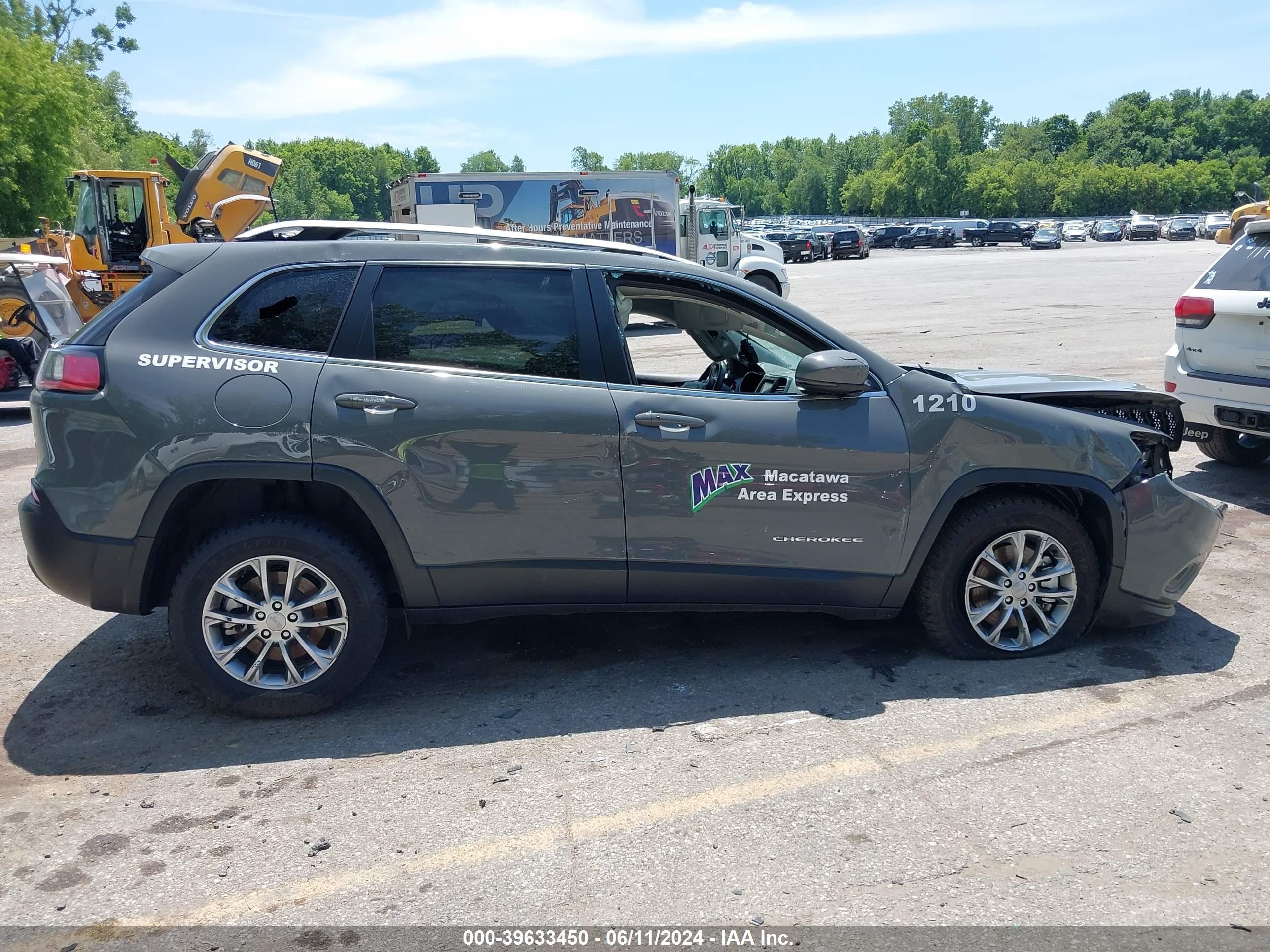 2021 Jeep Cherokee Latitude Lux 4X4 vin: 1C4PJMMX9MD241418