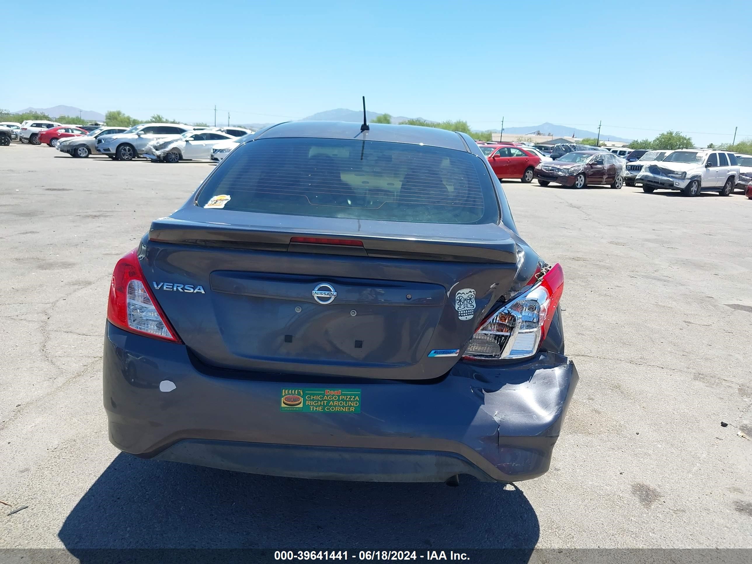 2015 Nissan Versa 1.6 S+ vin: 3N1CN7AP3FL957739