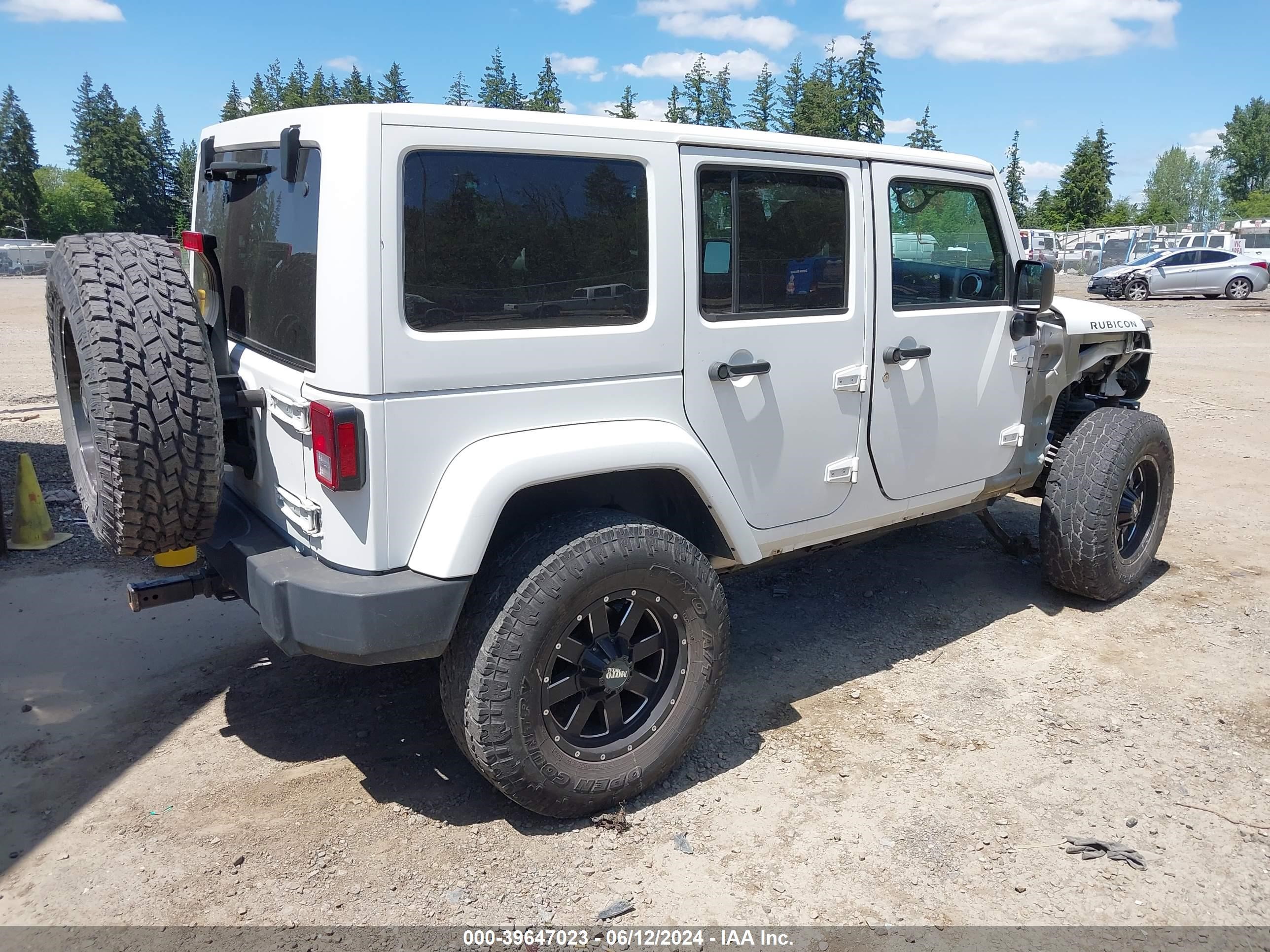 2014 Jeep Wrangler Unlimited Rubicon vin: 1C4BJWFG6EL112028