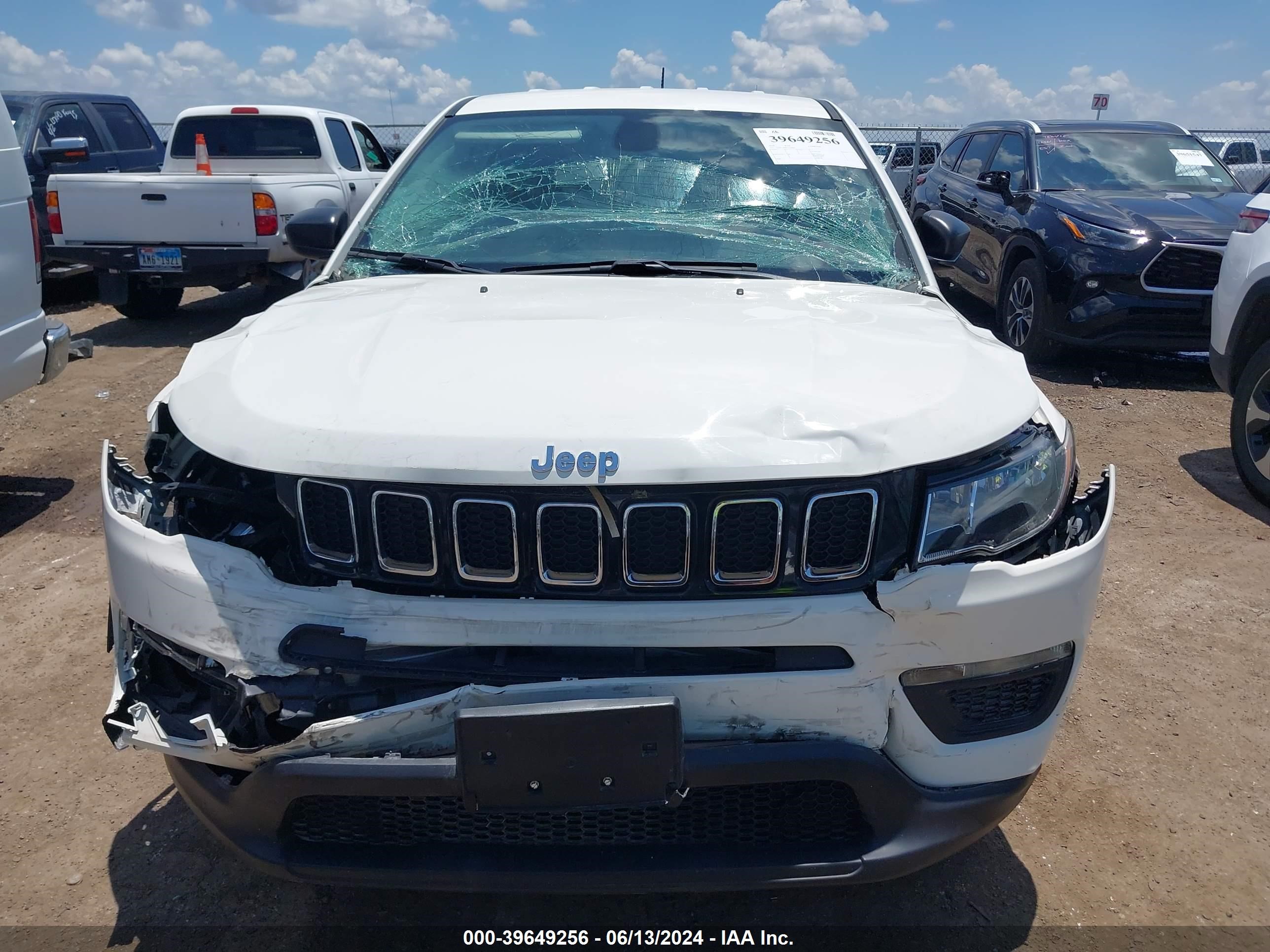 2020 Jeep Compass Sport Fwd vin: 3C4NJCAB4LT253009