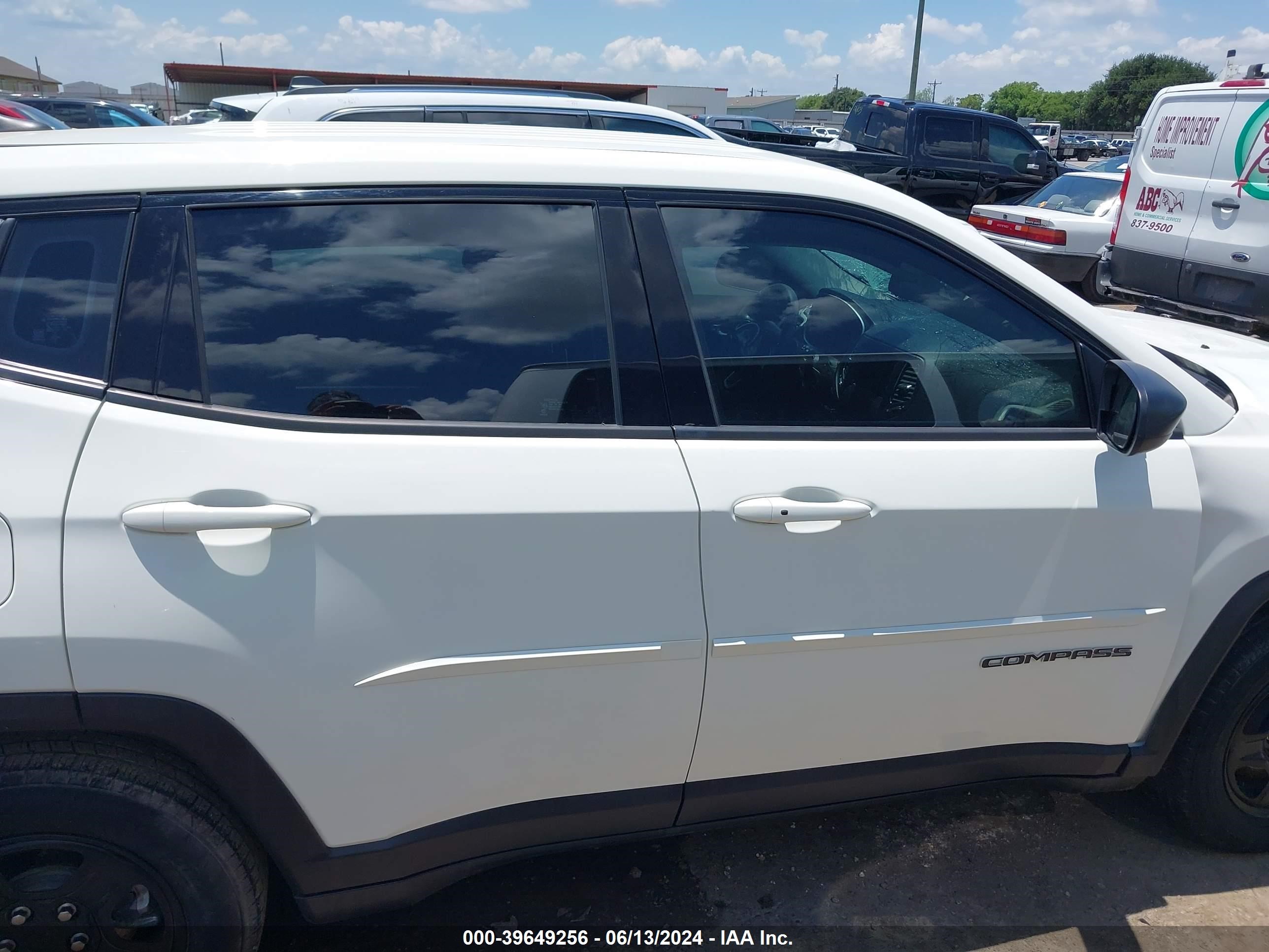 2020 Jeep Compass Sport Fwd vin: 3C4NJCAB4LT253009