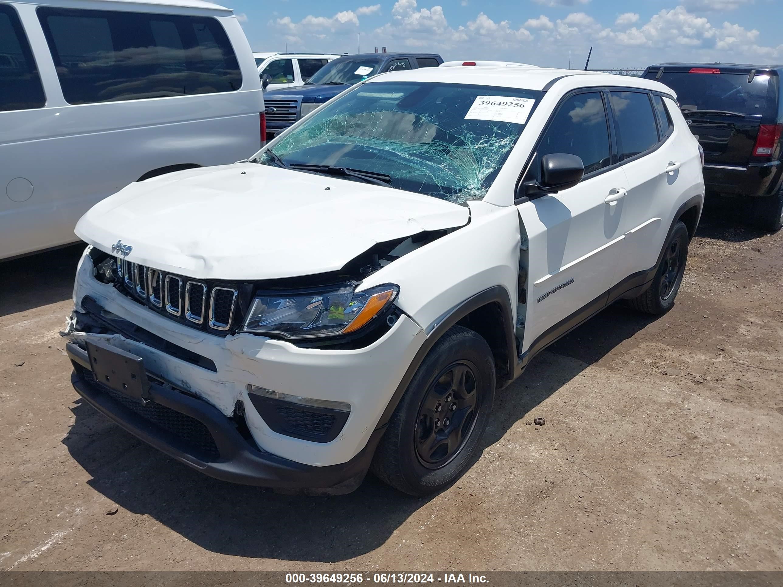 2020 Jeep Compass Sport Fwd vin: 3C4NJCAB4LT253009