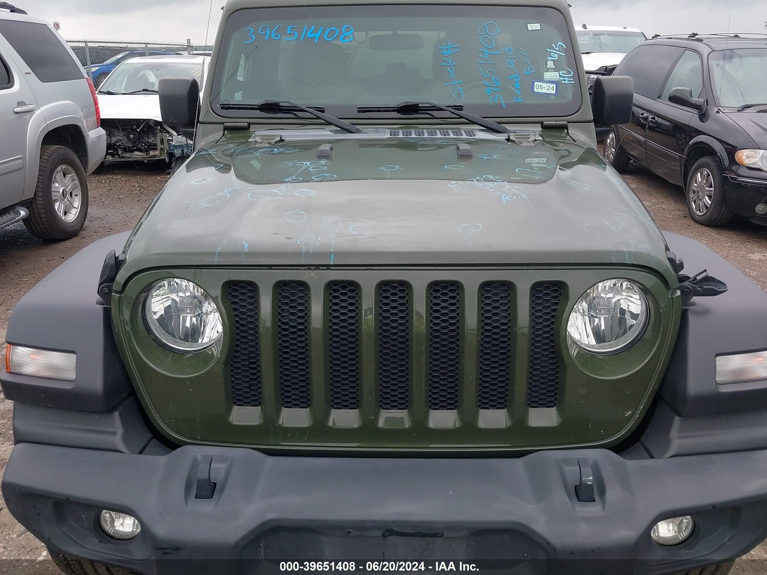 2021 Jeep Wrangler Unlimited Sport vin: 1C4HJXDN0MW622051