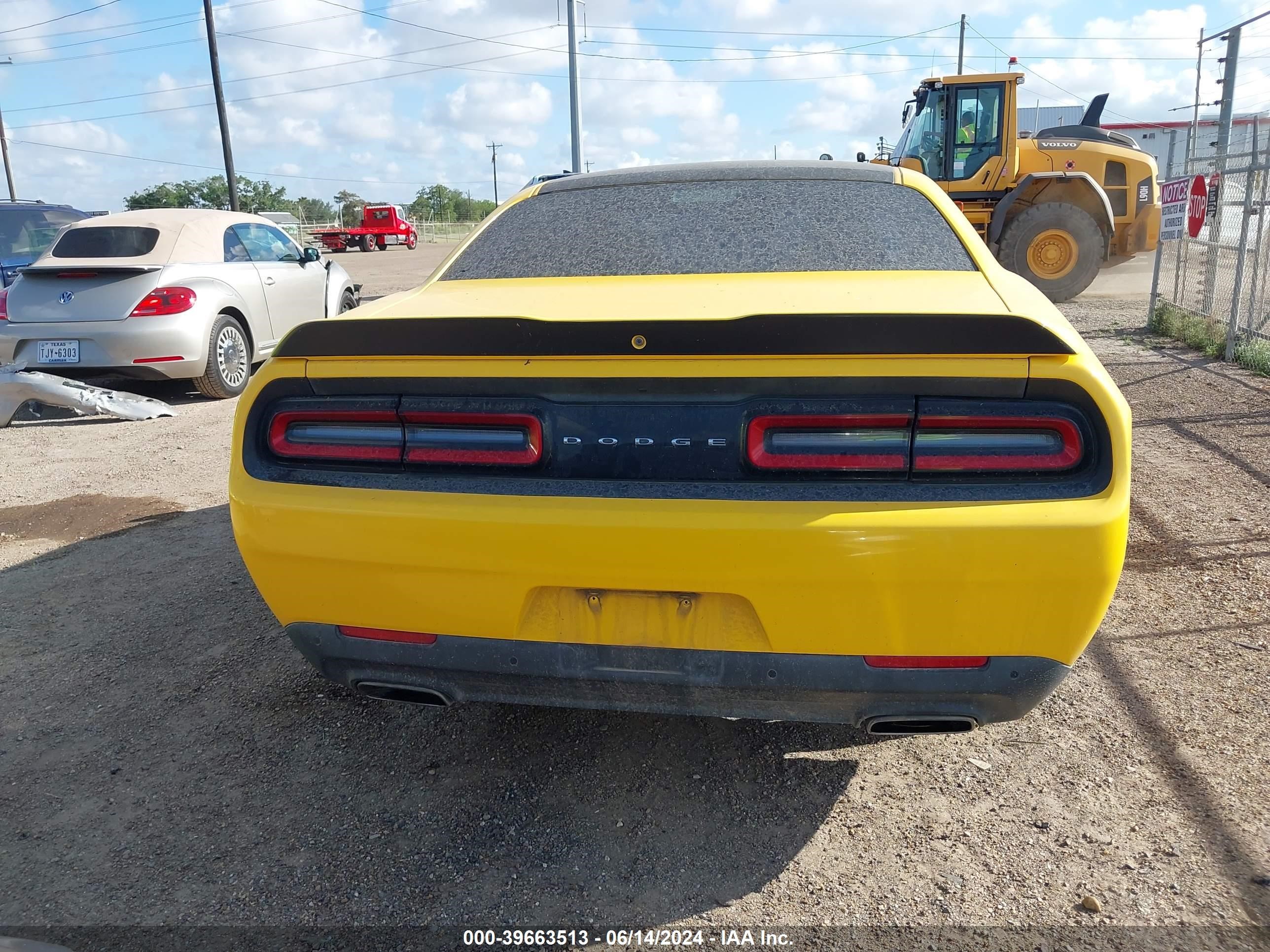 2017 Dodge Challenger Sxt vin: 2C3CDZAG1HH501198