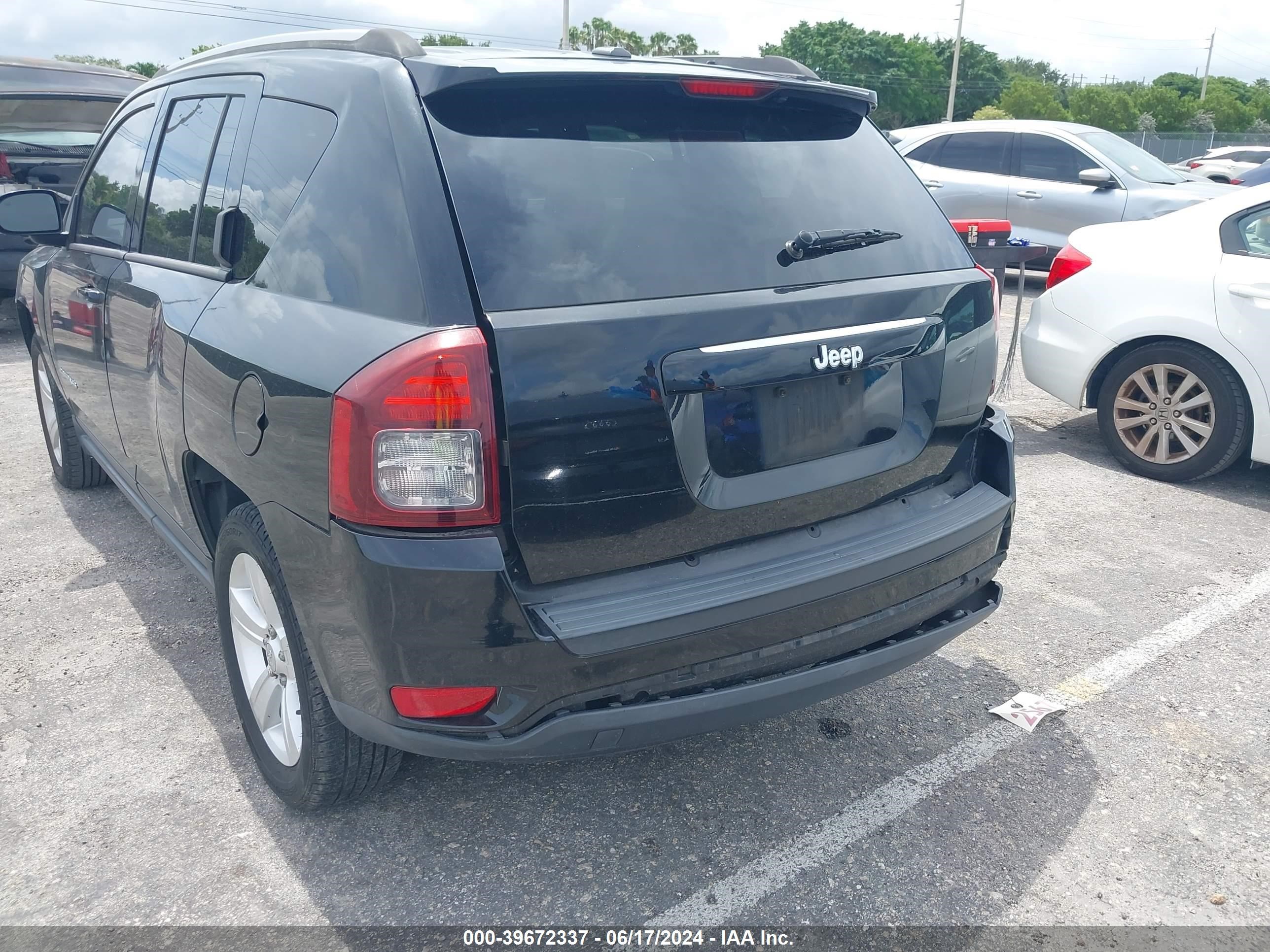 2016 Jeep Compass Sport vin: 1C4NJCBA6GD525951