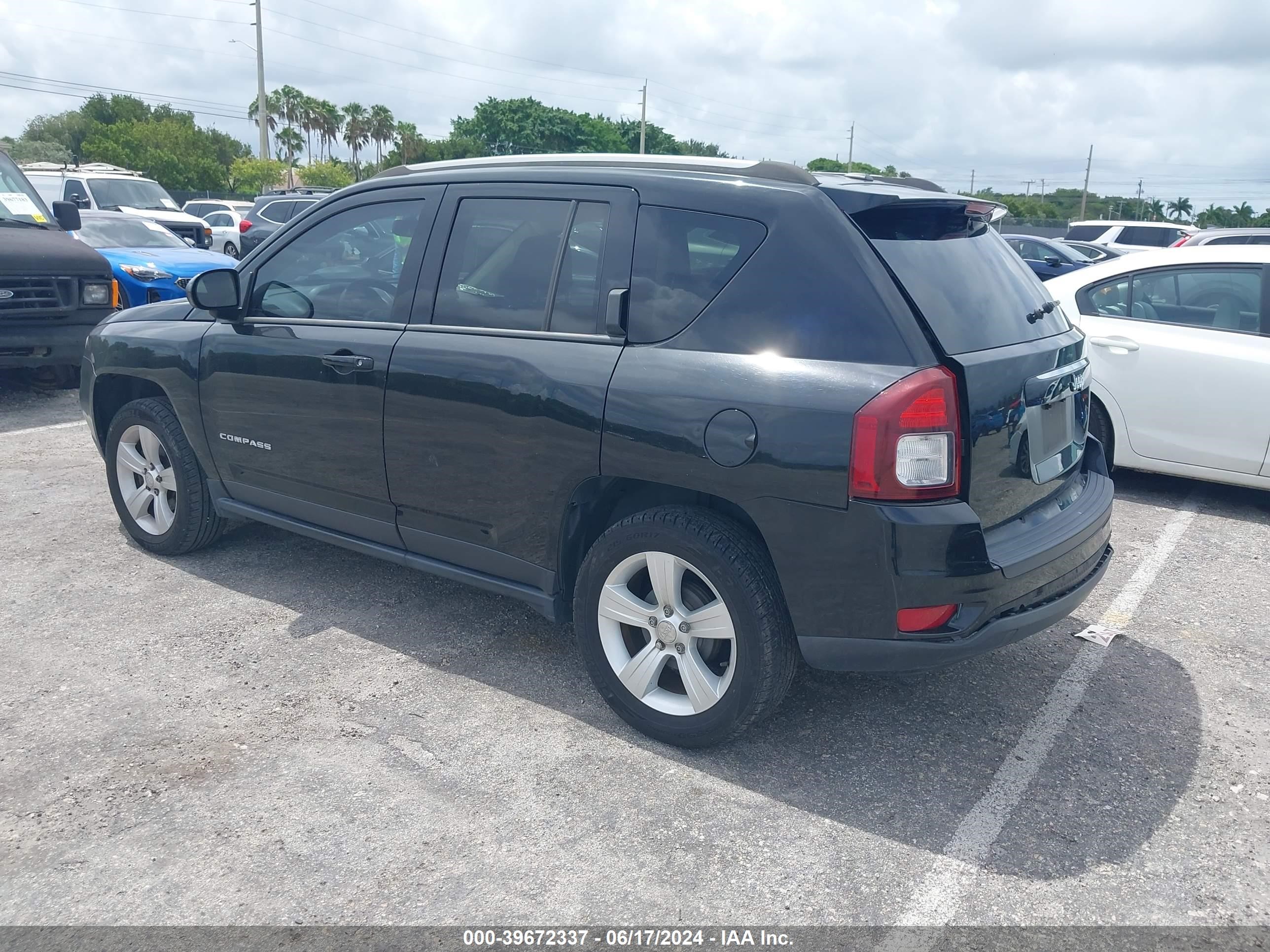 2016 Jeep Compass Sport vin: 1C4NJCBA6GD525951