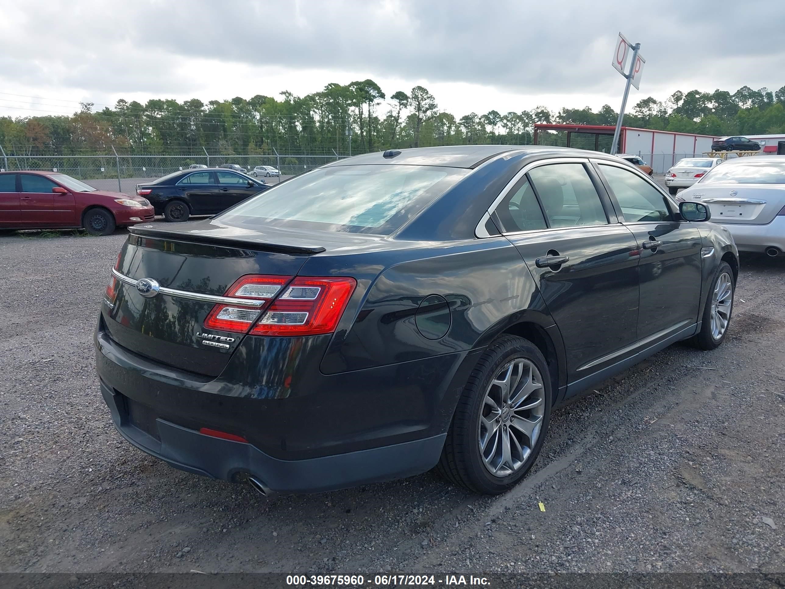 2014 Ford Taurus Limited vin: 1FAHP2F89EG128619