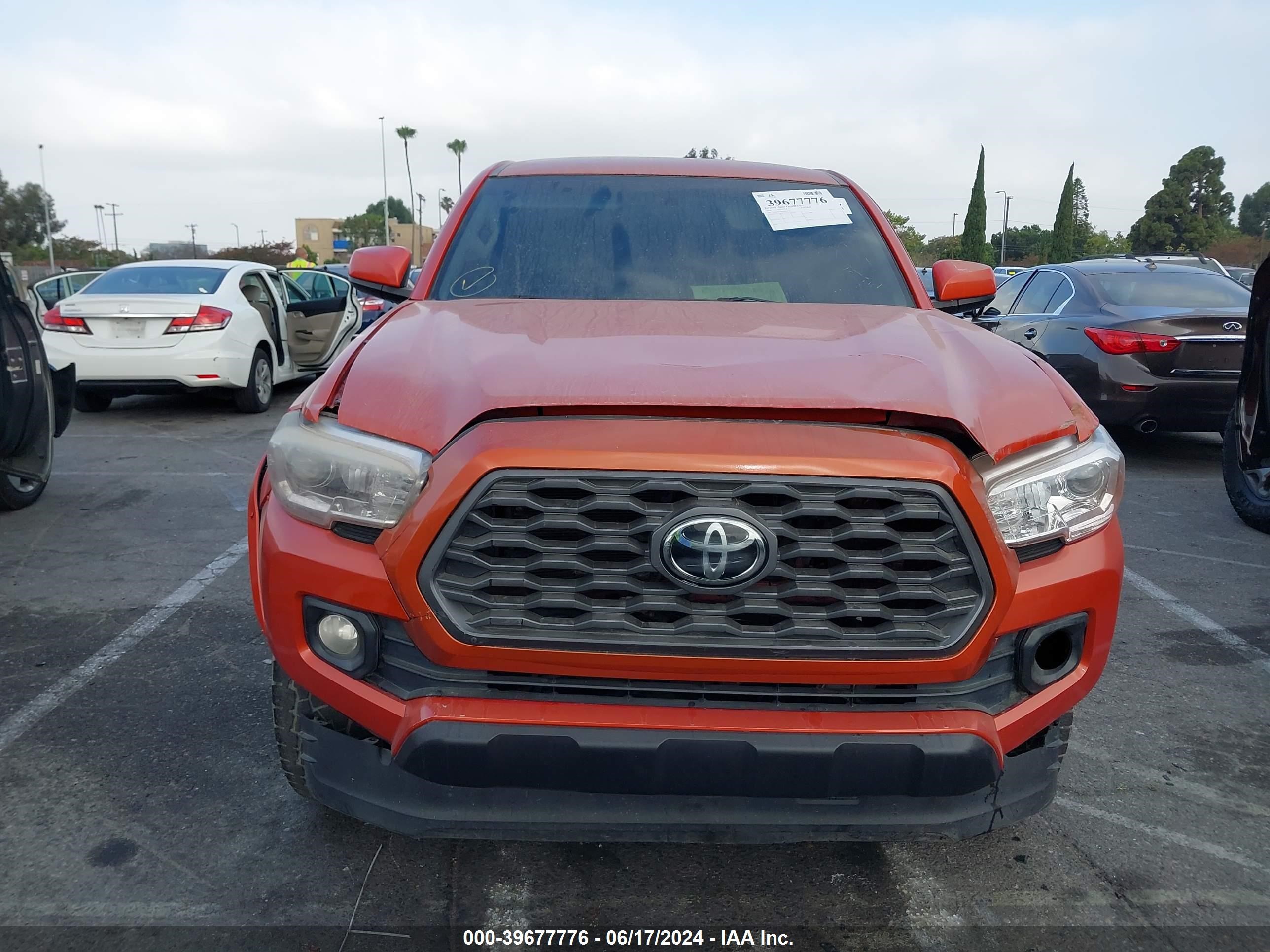 2016 Toyota Tacoma Dbl Cab/Sr5/Trd Sport/Or vin: 3TMAZ5CN7GM023359